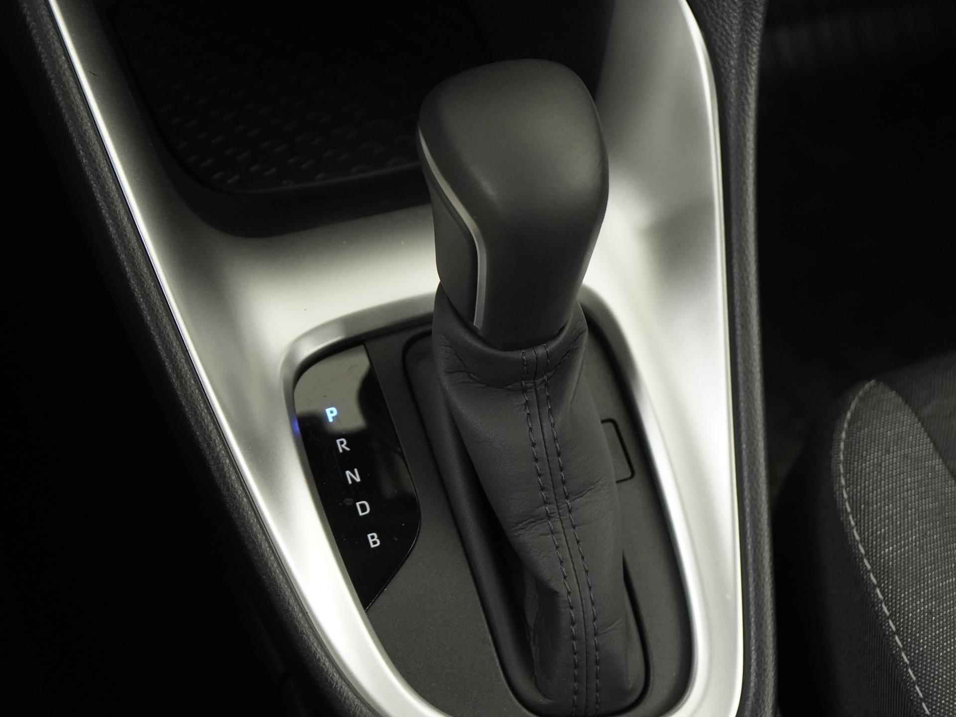 Toyota Yaris 1.5 Hybrid Active | Stuur & Stoelverwarming | Zondag Open! - 11/35