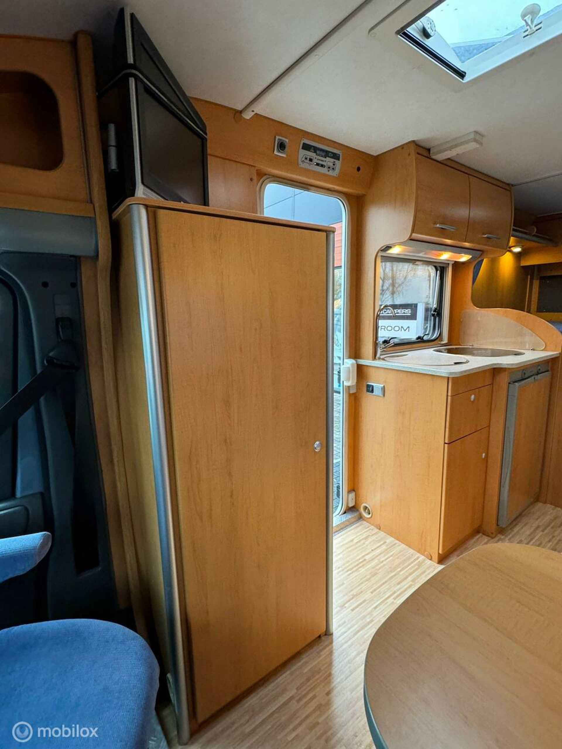 Hymer Van 522 125PK Dwarsbed Airco Luifel Fietsenrek - 17/24