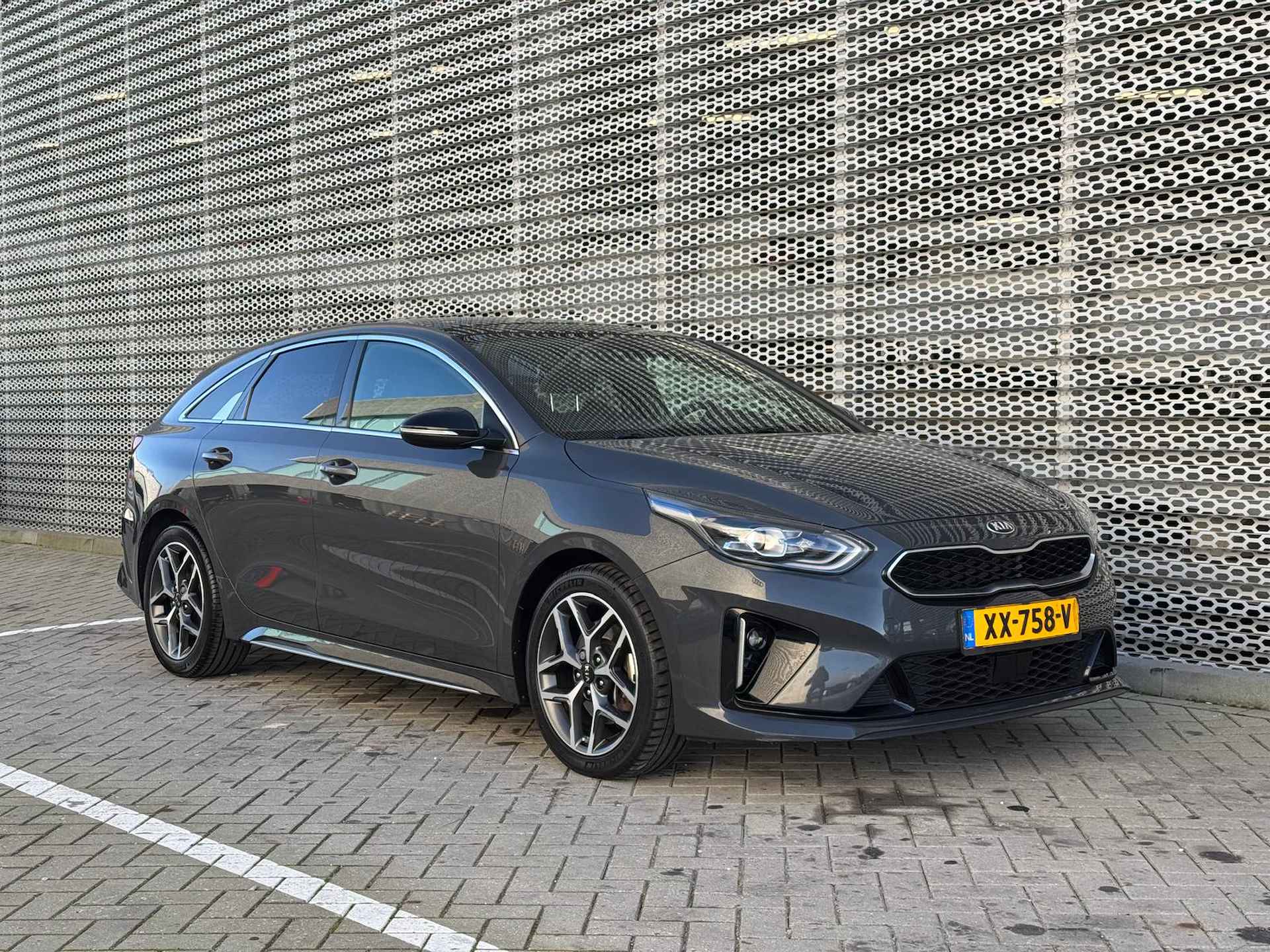 Kia ProCeed 1.4 T-GDI GT-Line / Panoramadak / Keyless / Stoelverwarming / LED P4 - 10/30