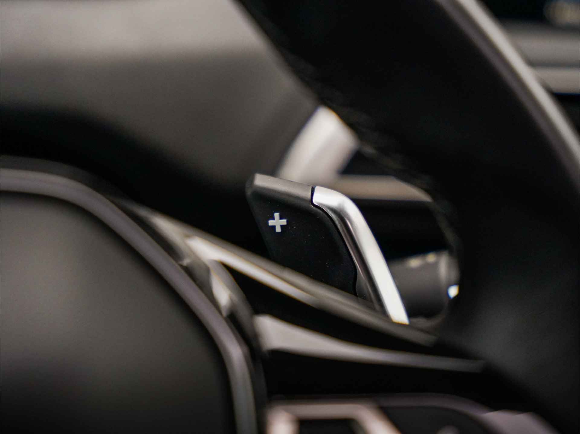 Peugeot 3008 1.6 PureTech Blue Lease Premium |Airco |Lederen bekleding |Apple Carplay/Android Auto |Draadloos opladen |Panoramadak - 16/63