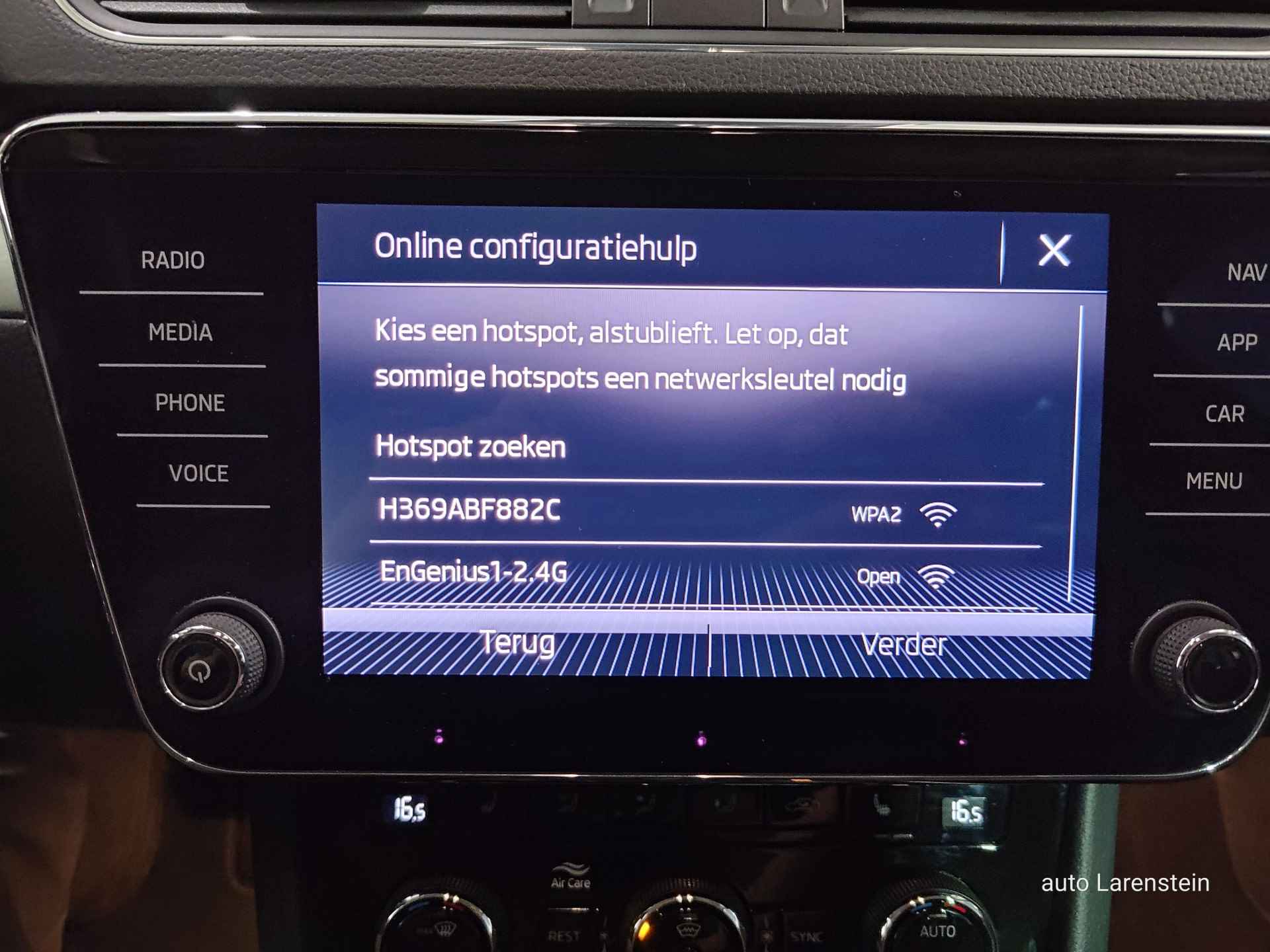 Škoda Superb Combi 1.5 TSI ACT 150pk Ambition Comfort Business 110kw Carplay / Navi / A.Camera / ECC - 32/37