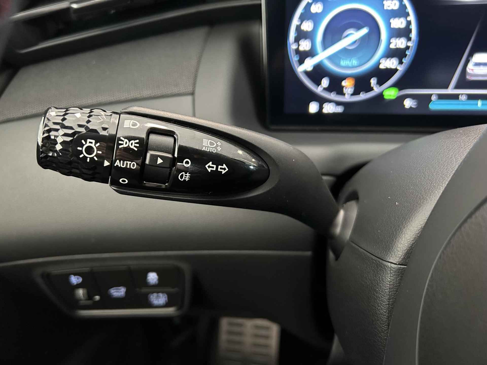 Hyundai Tucson 1.6 T-GDI HEV N Line | Direct uit voorraad leverbaar | Rijklaar prijs! | Sportief design | Navigatie | nu met € 2000,- smart bonus en € 2000,- voorraad voordeel - 15/35