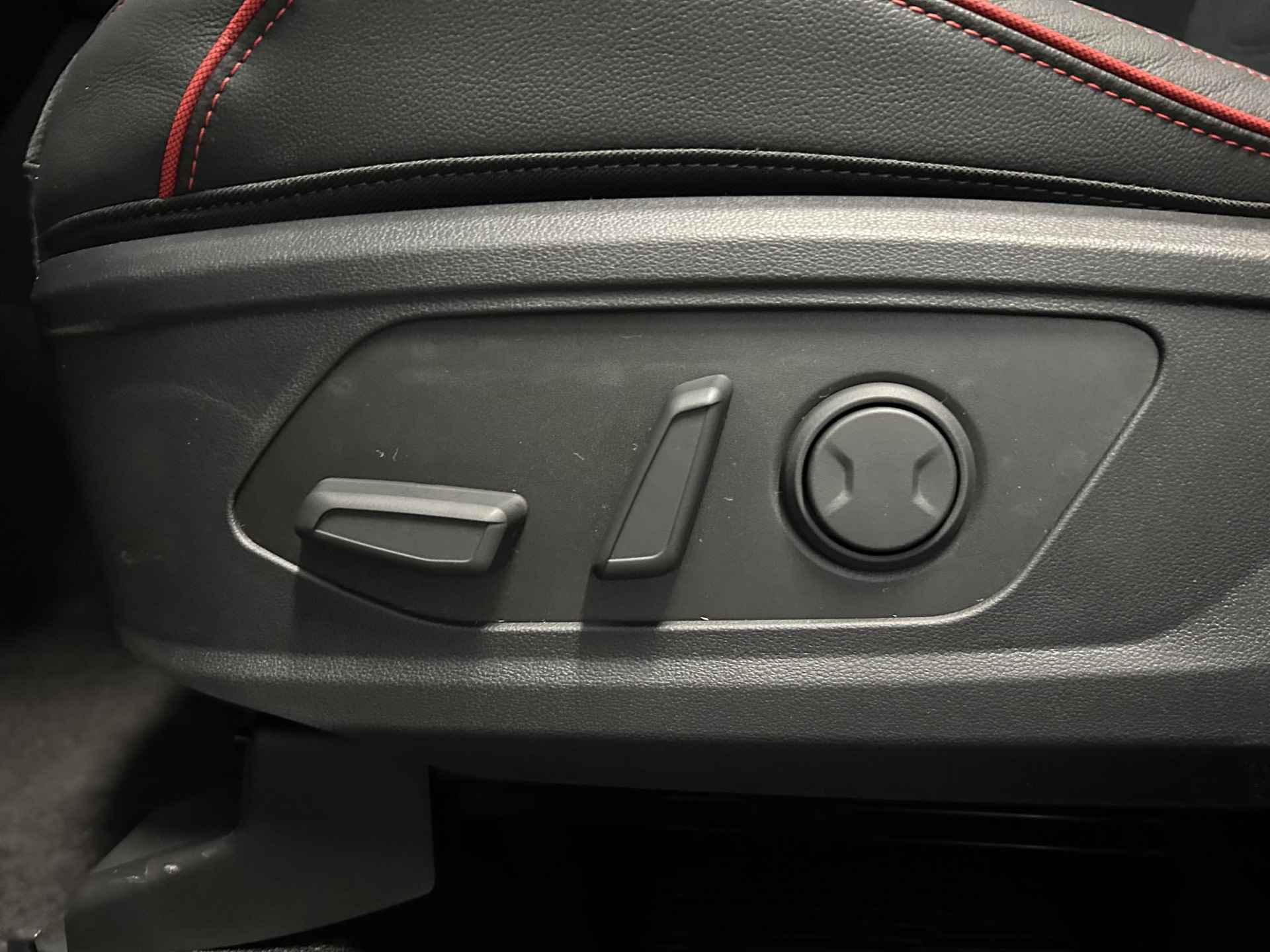 Hyundai Tucson 1.6 T-GDI HEV N Line | Direct uit voorraad leverbaar | Rijklaar prijs! | Sportief design | Navigatie | nu met € 2000,- smart bonus en € 2000,- voorraad voordeel - 26/35