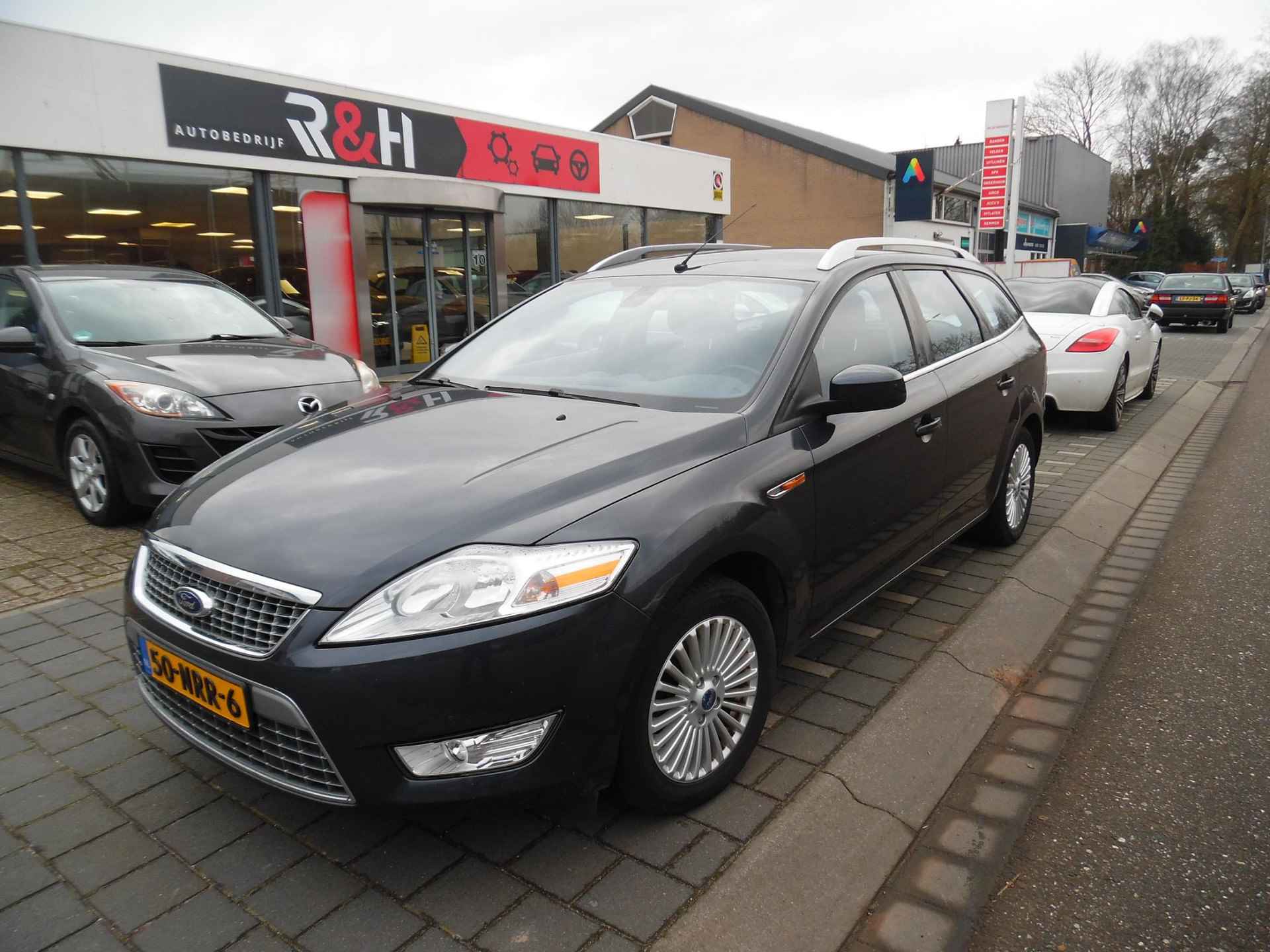 Ford Mondeo Wagon 2.0-16V Limited airco, navigatie, trekhaak, enz - 2/16