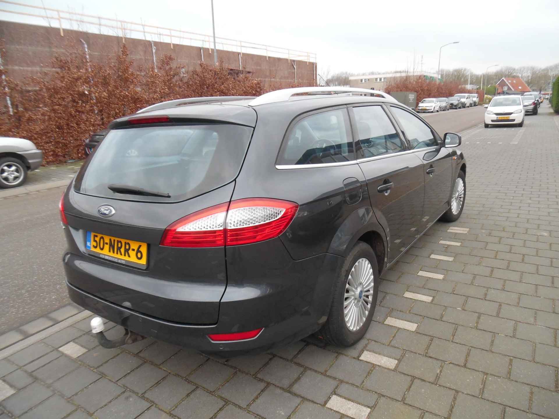 Ford Mondeo Wagon 2.0-16V Limited airco, navigatie, trekhaak, enz - 5/16