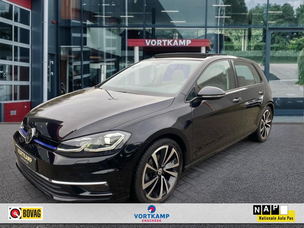 VOLKSWAGEN Golf 1.5 TSI HIGHLINE PANO-DAK/LEDER/TREKHAAK/CARPLAY/NAVIPDC/STOELVE