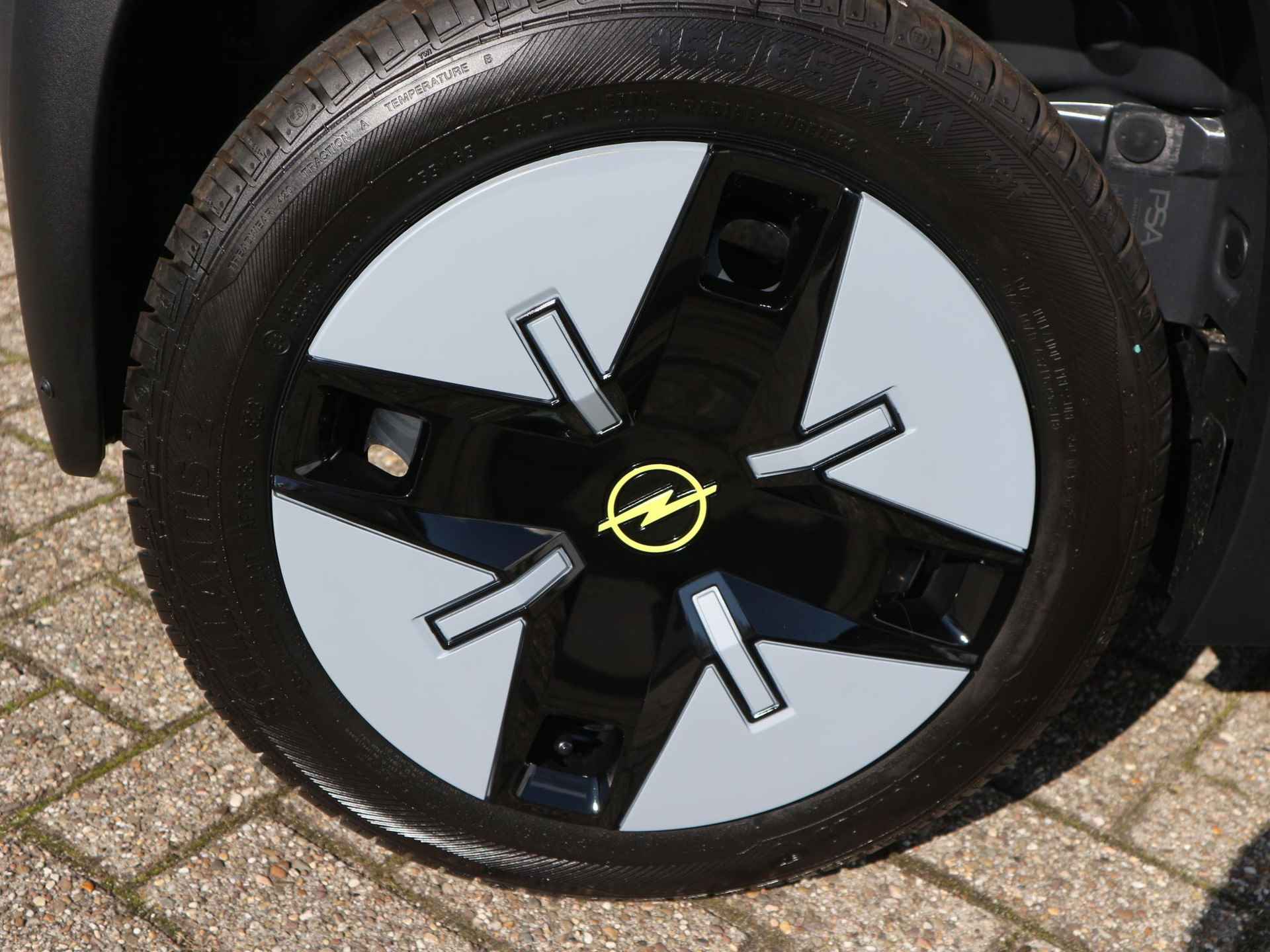 Opel Rocks-E Tekno 2 maanden levertijd / Panoramadak / USB-Aansluiting / Two Tone - 9/18