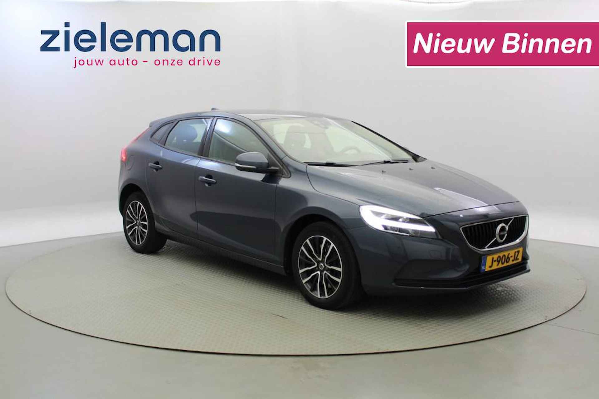 VOLVO V40 1.5 T2 Polar+ Automaat - Stoelverw. Navi, Clima - 1/25