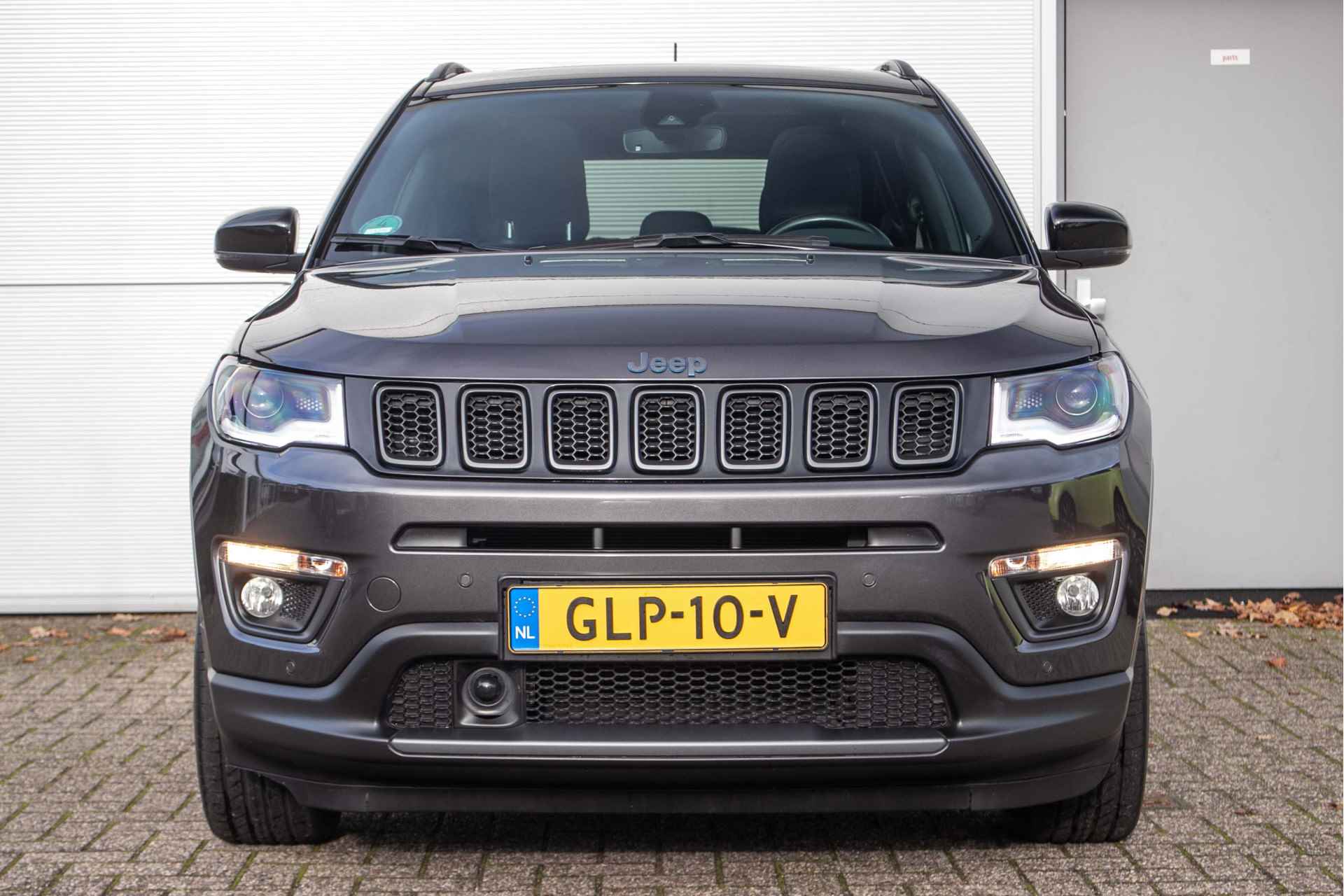 Jeep Compass 4xe 240 Plug-in Hybrid Electric S All-in rijklaarprijs | Schuif/-kanteldak | Trekhaak | Nav | Cam | Two tone - 11/51