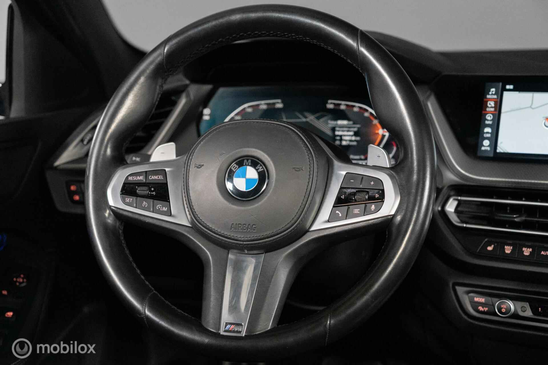 BMW 1-serie 118d High Executive PANO|LED|LEDER|M PAKKET|CAMERA - 10/34