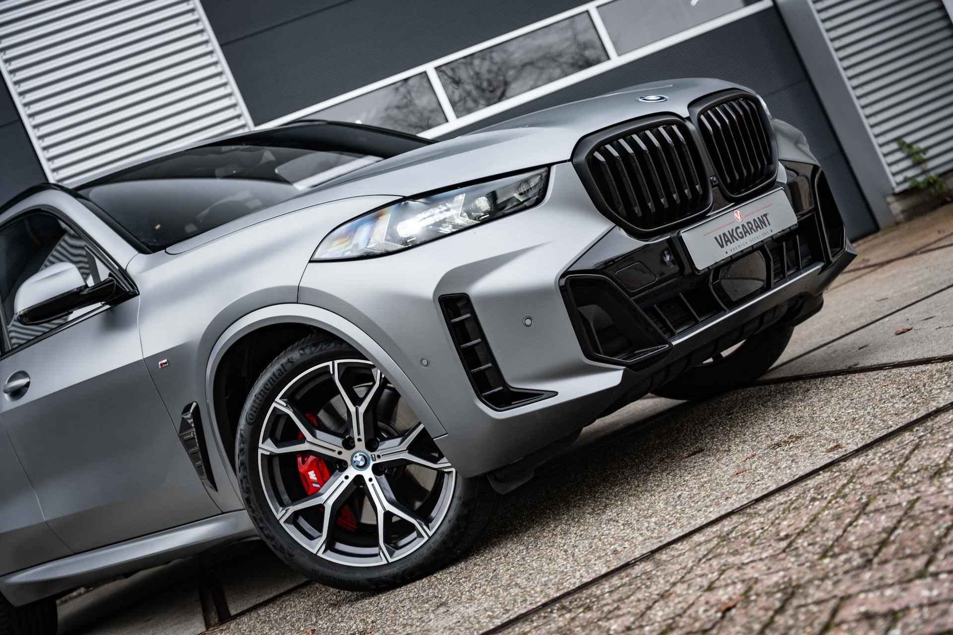 BMW X5 xDrive50e M Sport |Frozen Gray |Panorama dak|stoel ventilatie |BTW | Head-Up | Harman-Kardon | - 21/63