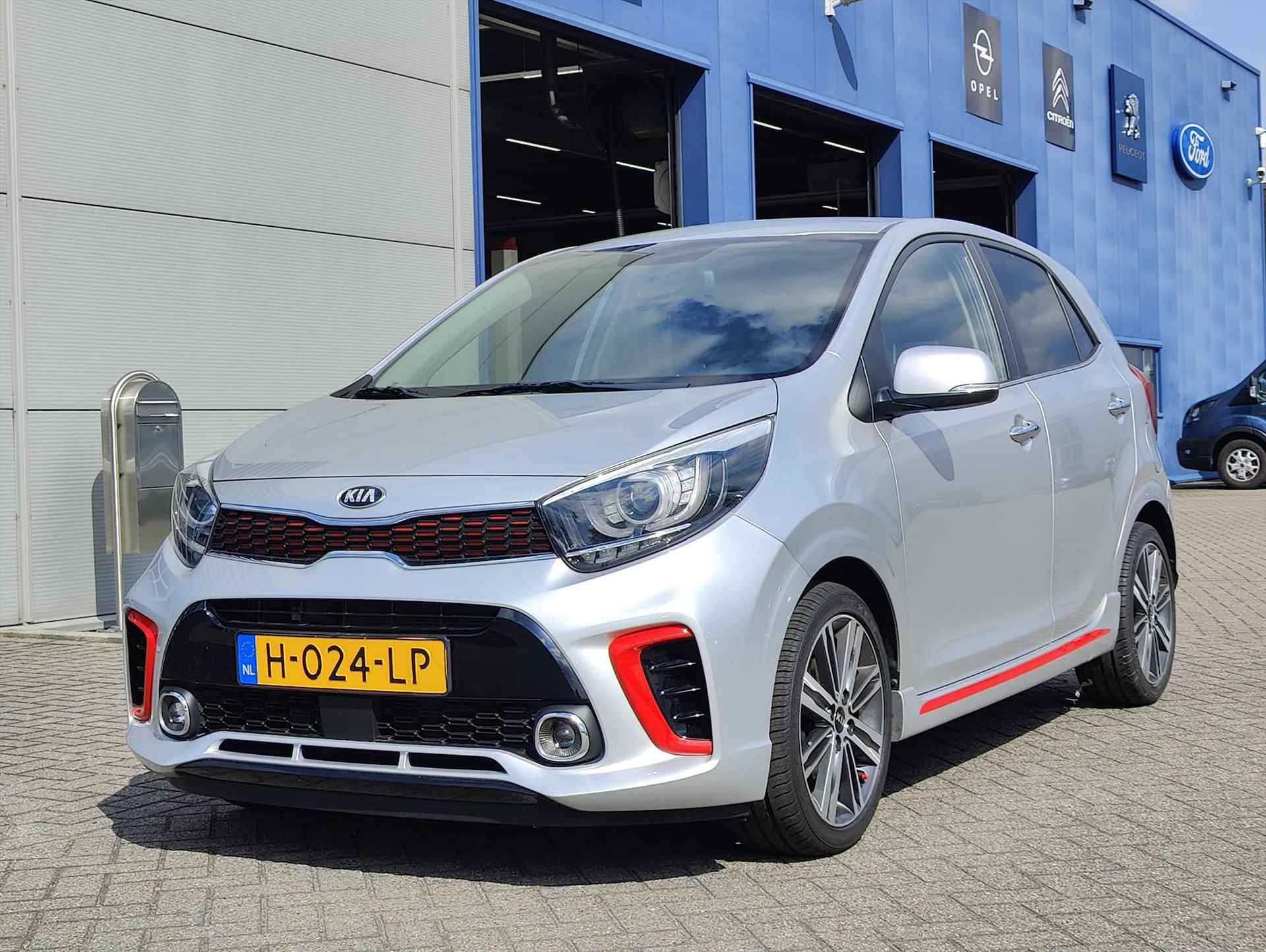 KIA Picanto 1.0 T-GDi 100pk 5-zits GT-Line | Verwarmbare stoel en stuur | Navigatie | Camera | Apple Carplay / Android Auto | Climate Control | Keyless Entry | - 8/41