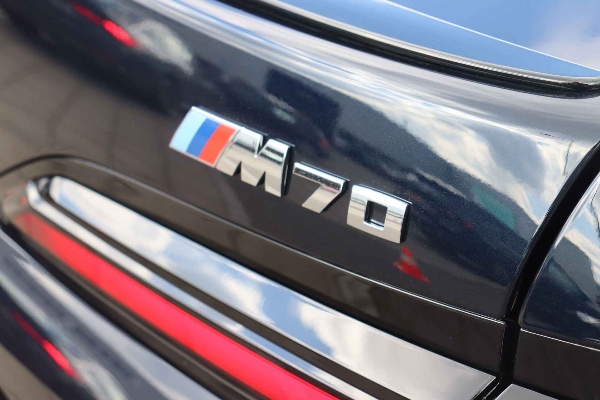 BMW i7 M70 xDrive High Executive 106 kWh / Panoramadak Sky Lounge / Massagefunctie voor + achter / Bowers & Wilkins / Parking Assistant Professional / Multifunctionele  stoelen - 10/28