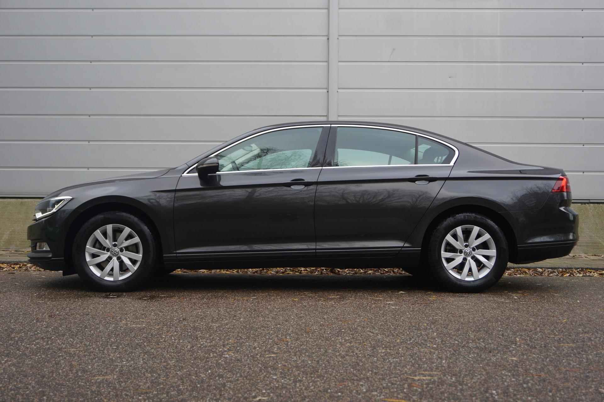 Volkswagen Passat 1.5 TSI 150pk Comfortline Business | Navigatie | Adaptive Cruise - 11/51