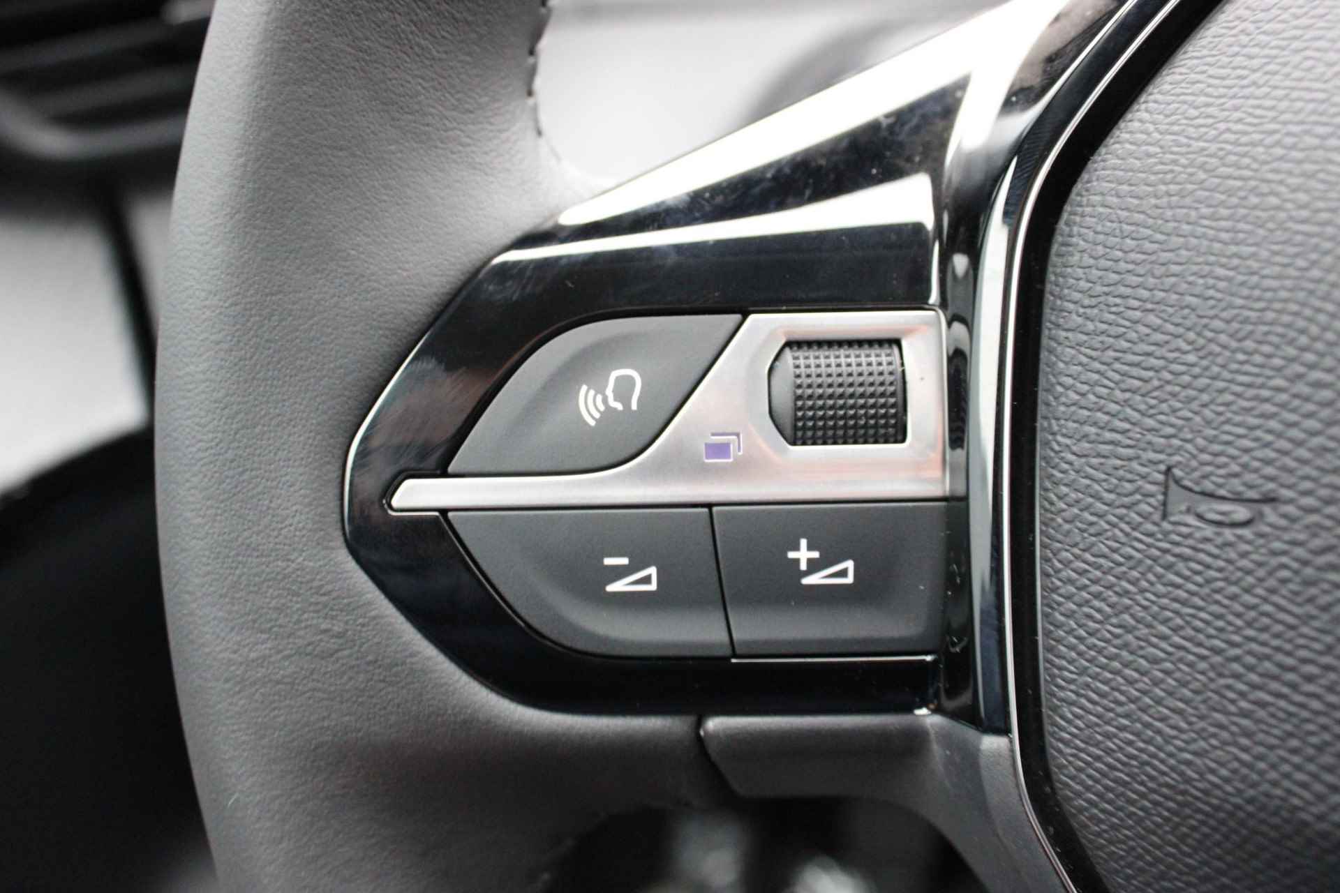 Peugeot 208 1.2 PureTech 75 Active Navigatie Pakket - 3/22