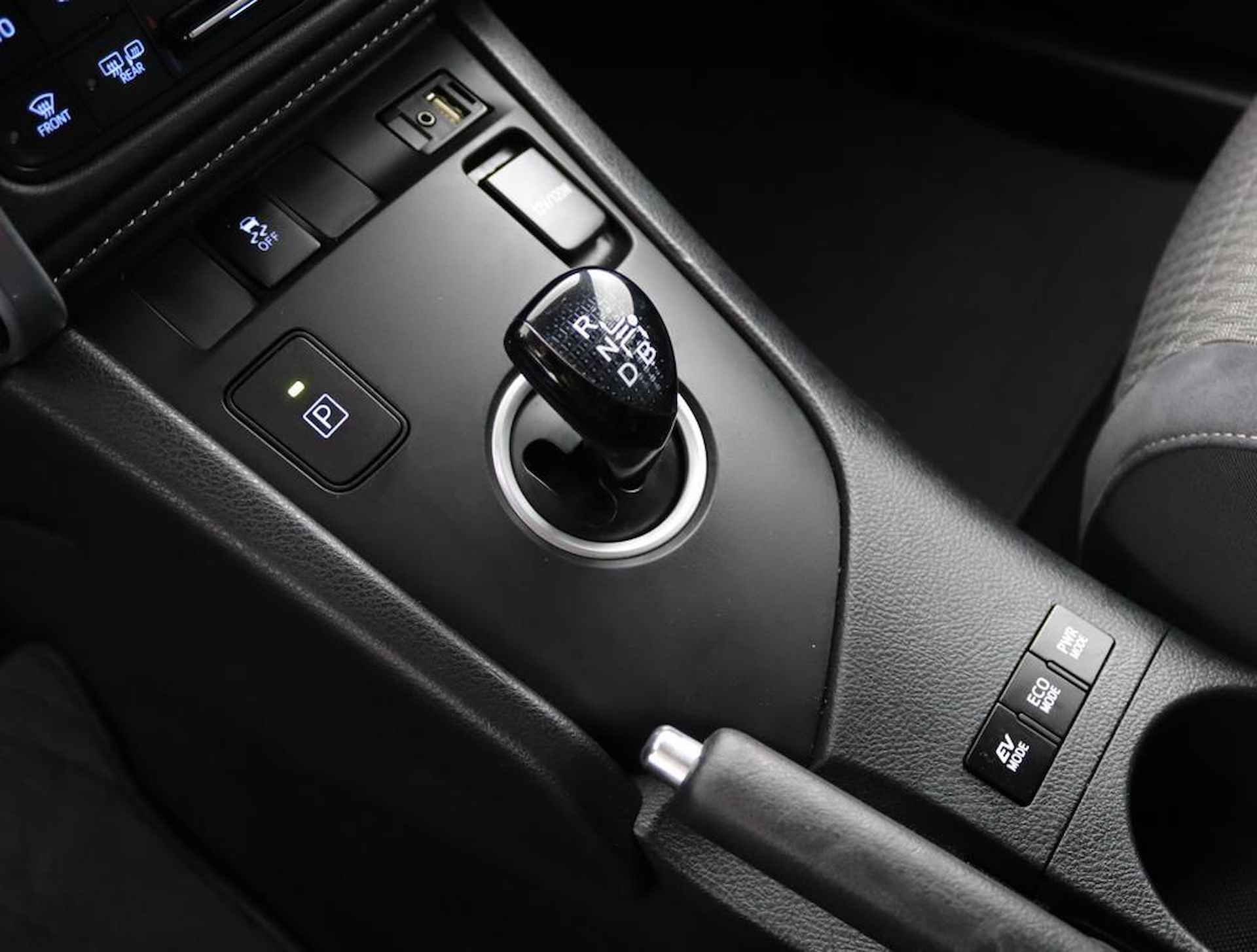 Toyota Auris Touring Sports 1.8 Hybrid Dynamic | Ful map navigatie | Keyless entry | - 46/54
