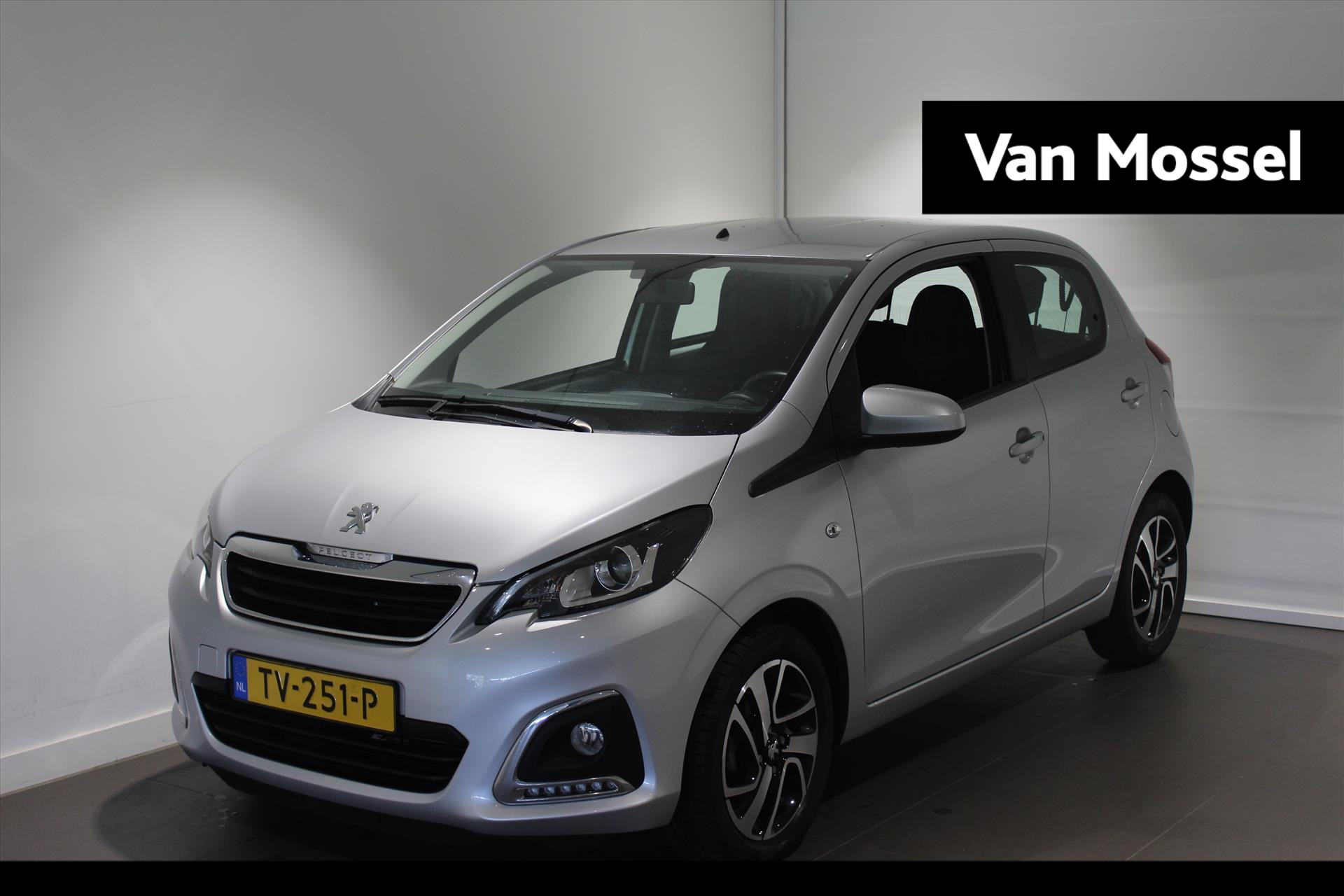 Peugeot 108 1.0 e-VTi 68pk 5D Allure | Apple Carplay & Android Auto | Airco | LED |