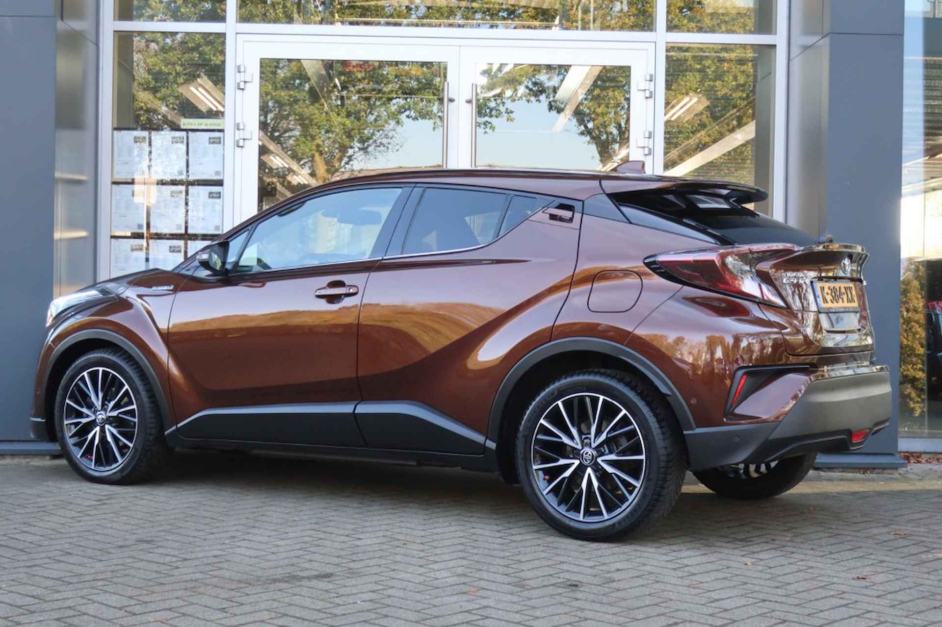 TOYOTA C-hr 1.8 HYBRID, lederen Bekleding, Navi, Clima, etc. - 6/31