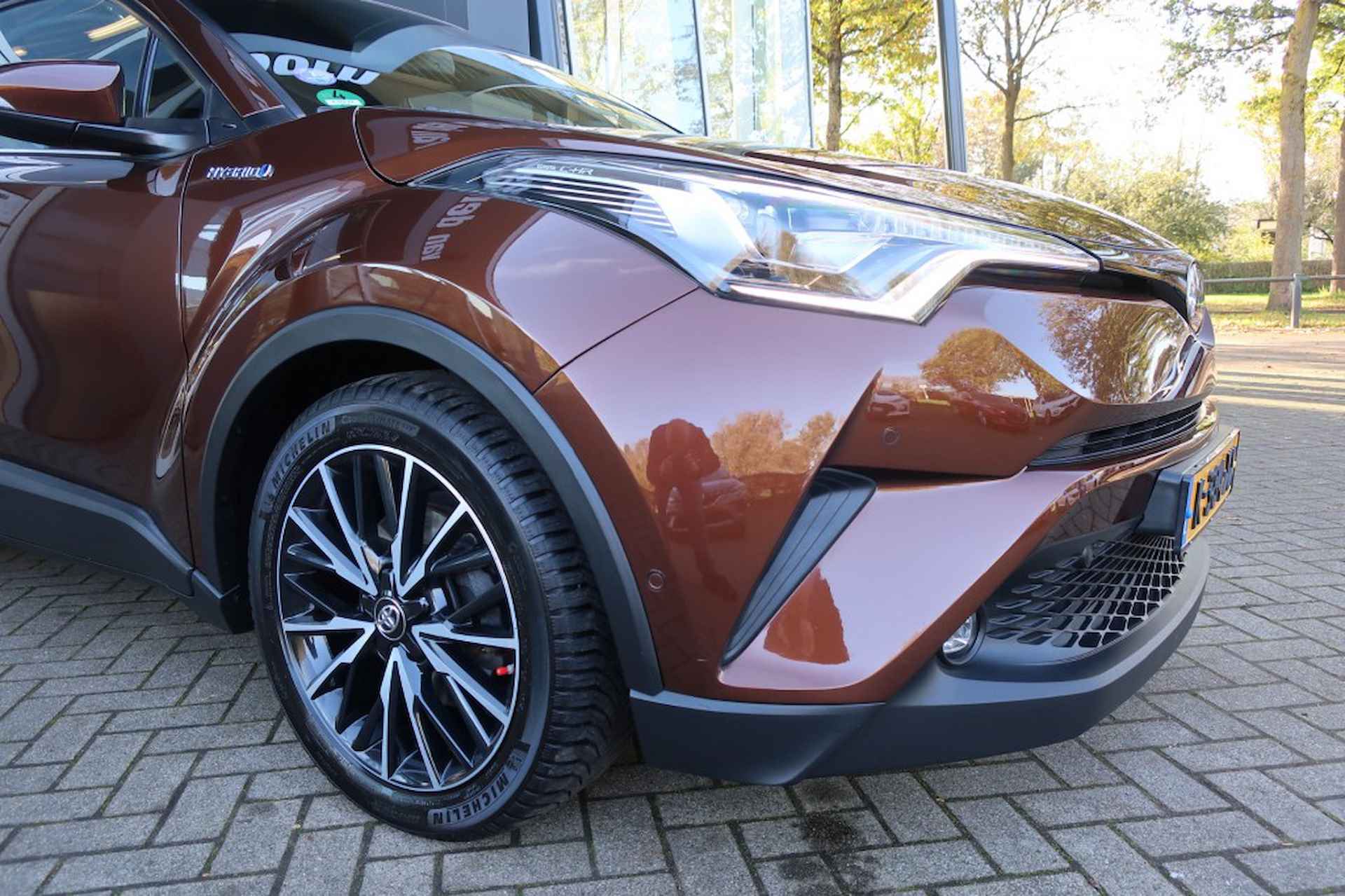 TOYOTA C-hr 1.8 HYBRID, lederen Bekleding, Navi, Clima, etc. - 12/31