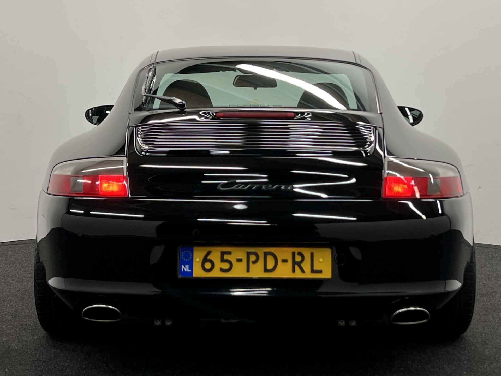 Porsche 911 3.6 Coupé Carrera | MATCHING NUMBERS | PANO | LEER | GEREVISEERDE MOTOR | NAVI | PDC | - 8/37