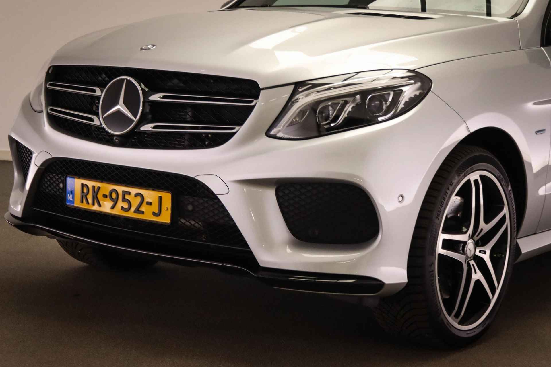 Mercedes-Benz GLE-klasse 500 e 4MATIC AMG Sport Edition | PANORAMADAK | MASSAGE |  DAB | 360 CAMERA | TREKHAAK | DEALER ONDERHOUDEN | MEMORY / EXCLUSIVE / SPIEGEL / PARKEER / NIGHT- PACK - 15/61