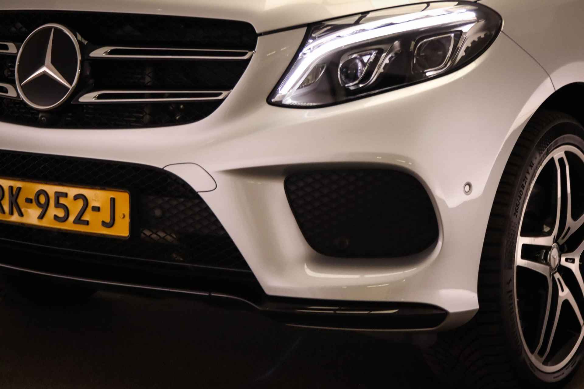 Mercedes-Benz GLE-klasse 500 e 4MATIC AMG Sport Edition | PANORAMADAK | MASSAGE |  DAB | 360 CAMERA | TREKHAAK | DEALER ONDERHOUDEN | MEMORY / EXCLUSIVE / SPIEGEL / PARKEER / NIGHT- PACK - 16/61