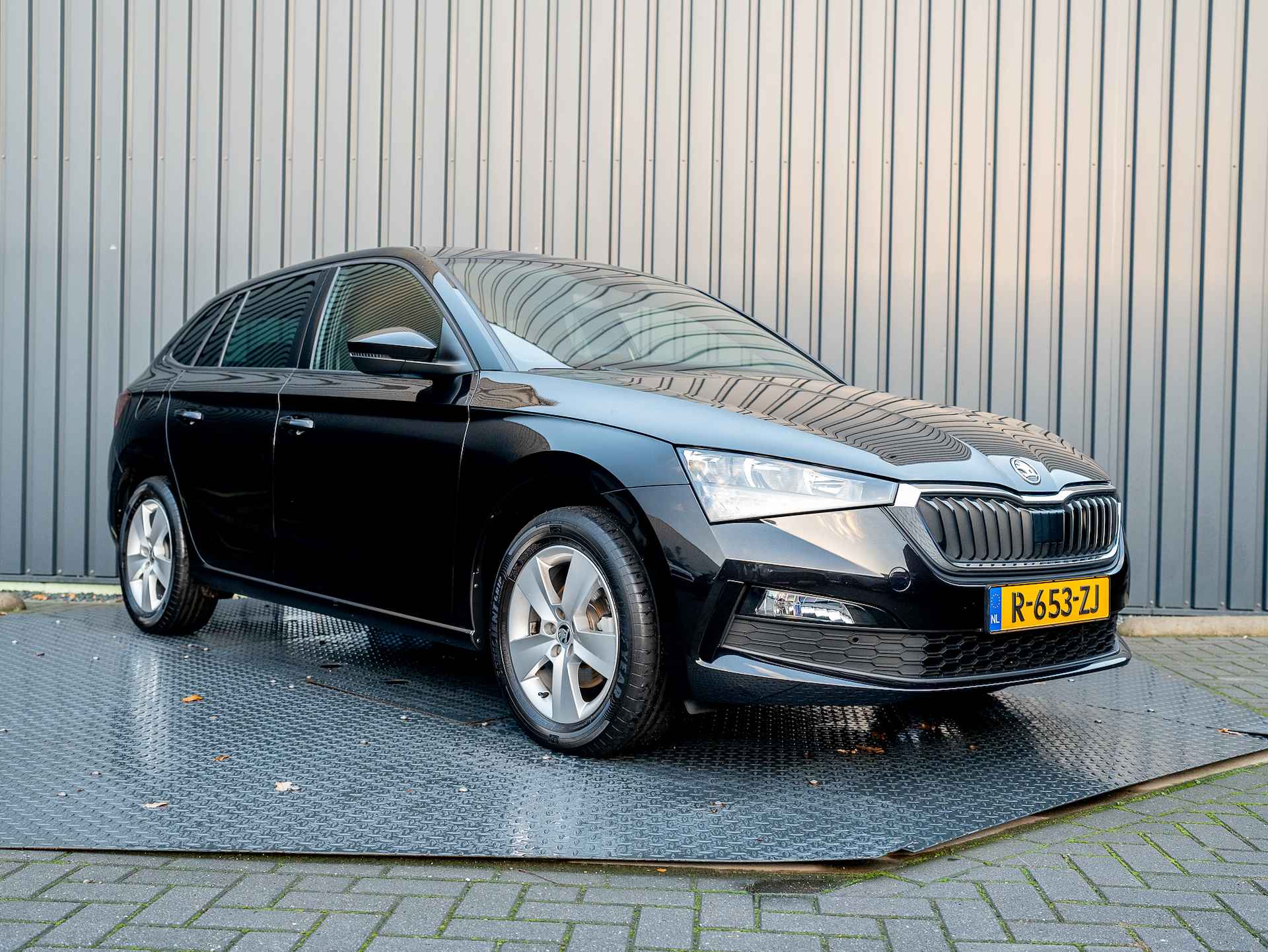 Škoda Scala 1.0 TSI Sport Business | Trekhaak | Climate Control | Parkeersensoren | Prijs Rijklaar!! - 20/42