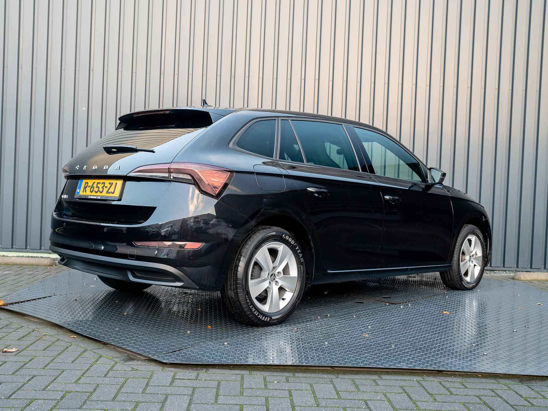 Škoda Scala 1.0 TSI Sport Business | Trekhaak | Climate Control | Parkeersensoren | Prijs Rijklaar!! - 41/42