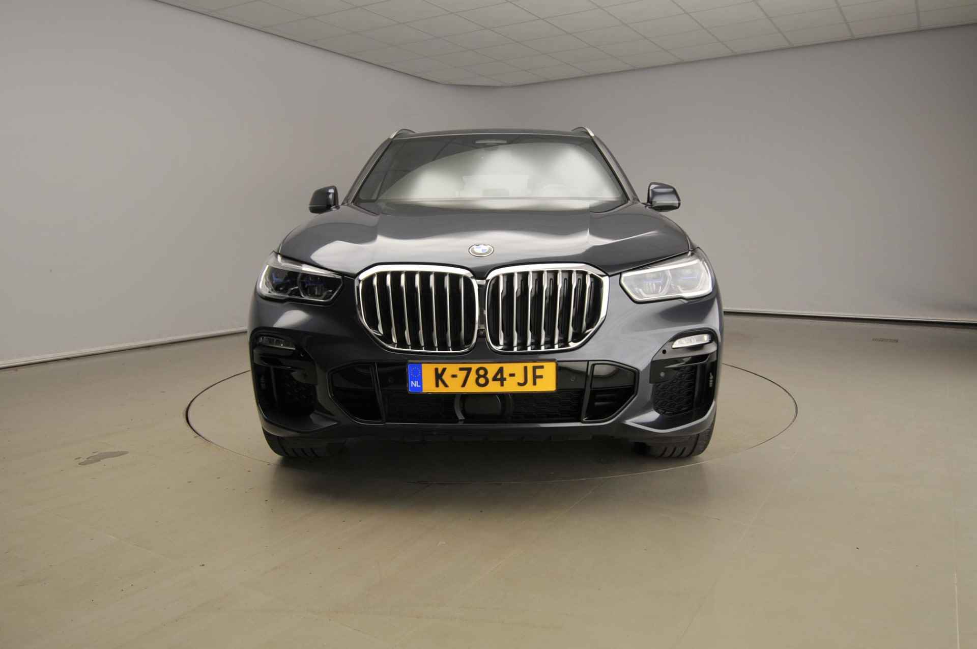 BMW X5 xDrive45e | M-Sportpakket | Laserlicht | Leder | HUD | Comfortzetels | Active steering | Chrome line | DAB | Harman-kardon sound | Alu 22 inch - 6/57