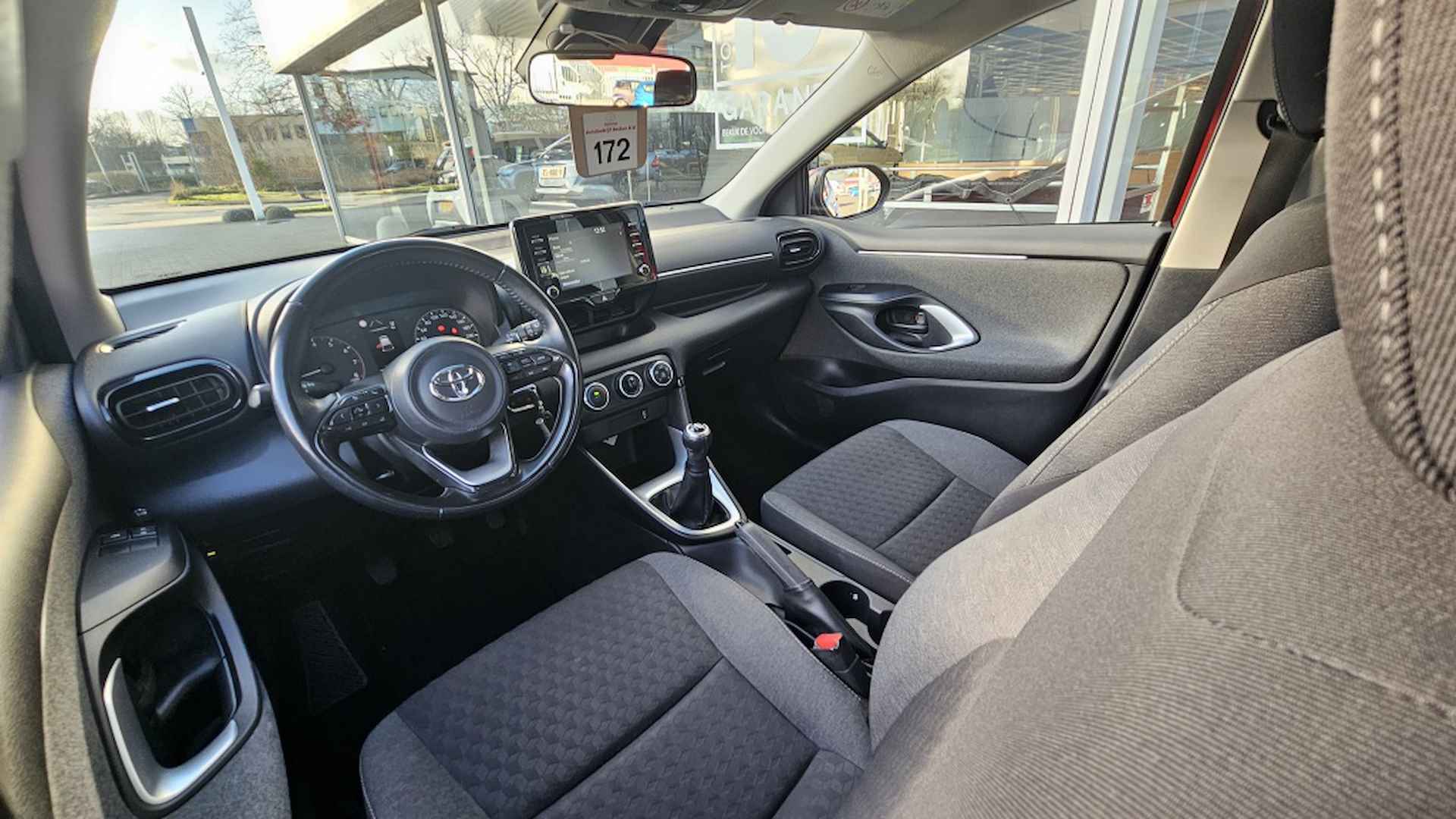 Toyota Yaris 1.0 Active NLauto | 1e eigenaar | Dealeronderhouden - 8/18