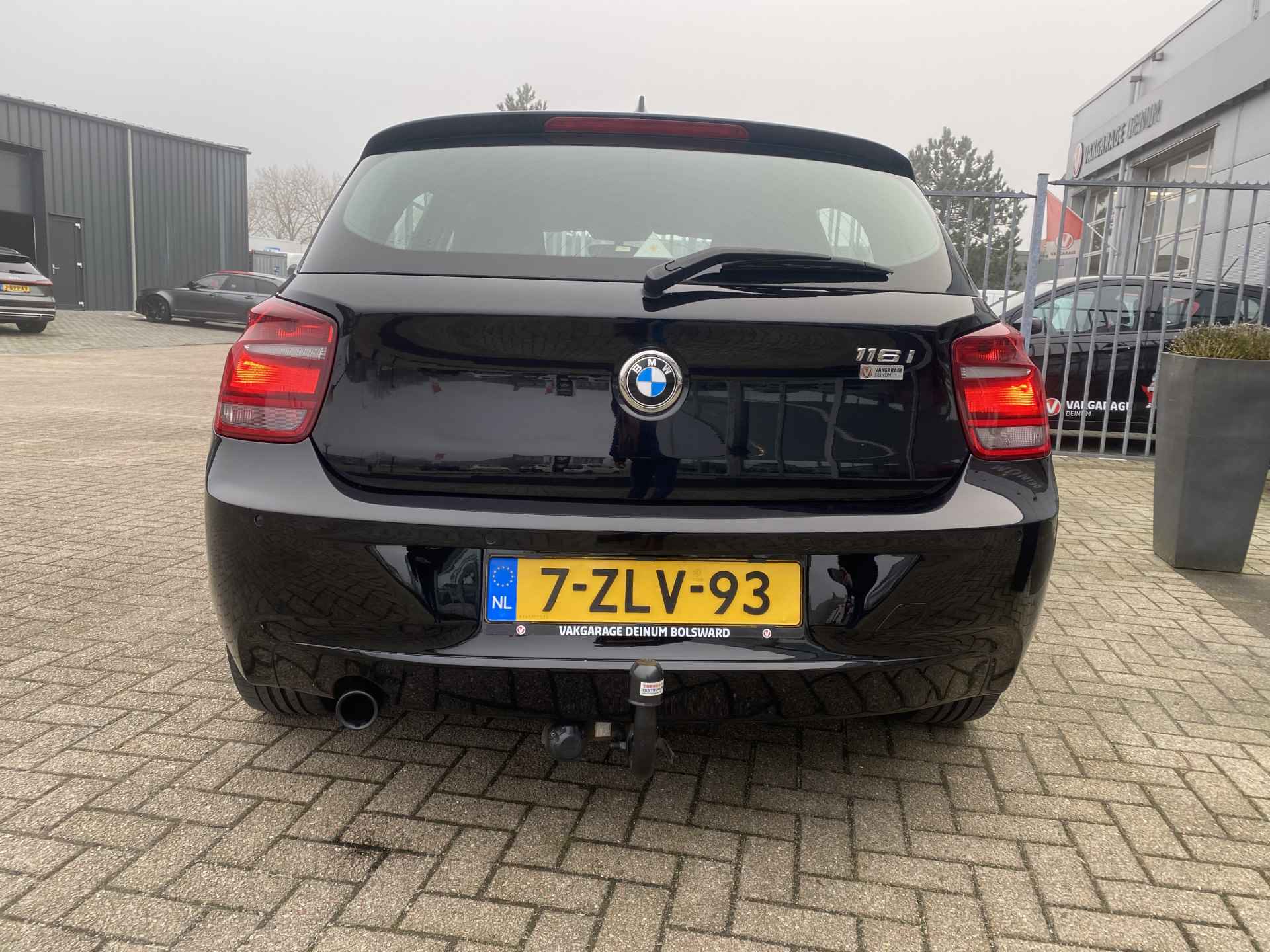 BMW 1-serie 116i Business 5-deurs Navigatie, LM velgen, Parkeersens, Trekhaak, etc.. - 8/30