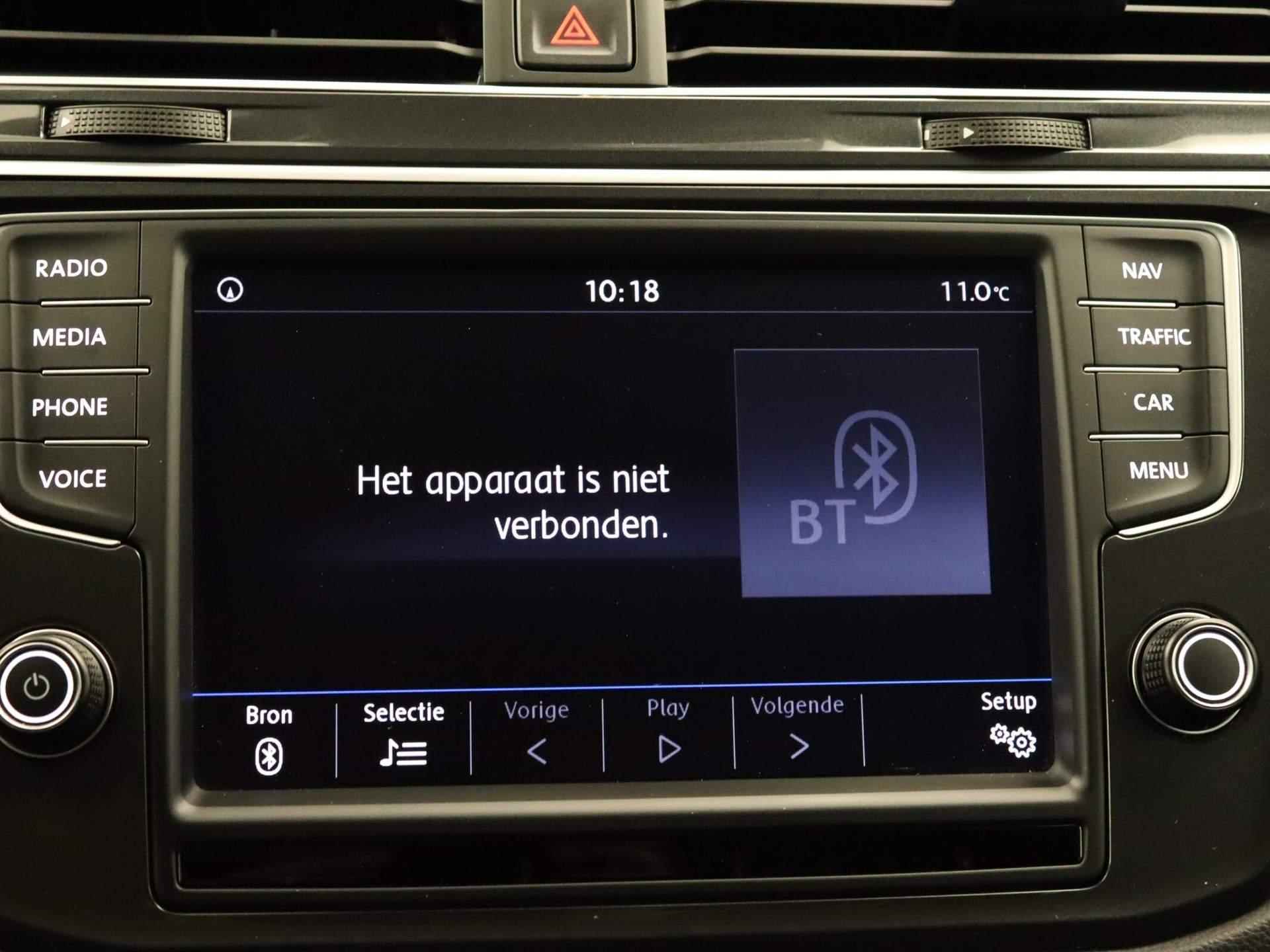 Volkswagen Tiguan 2.0 TDI Automaat - ELEKTRISCH IN/UIT KLAPBARE TREKHAAK (2220 KG TREKGEWICHT) - NAVIGATIE - PARKEERSENSOREN VOOR EN ACHTER - ADAPTIVE CRUISE CONTROL - STOELVERWARMING - CLIMATE CONTROL - 30/37