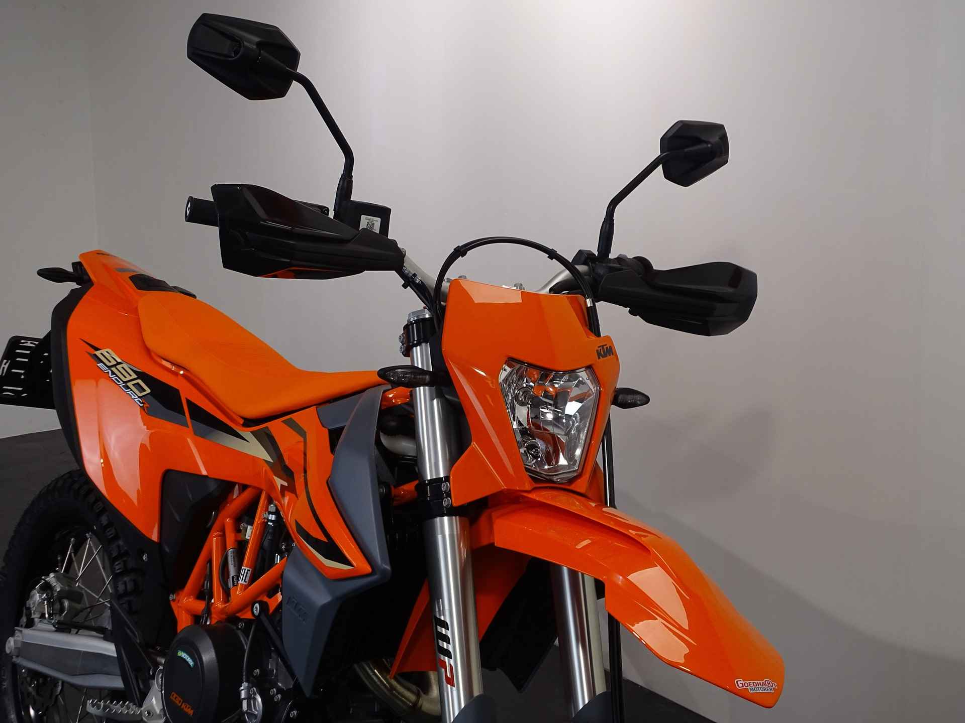 KTM 690 ENDURO R ABS - 3/13