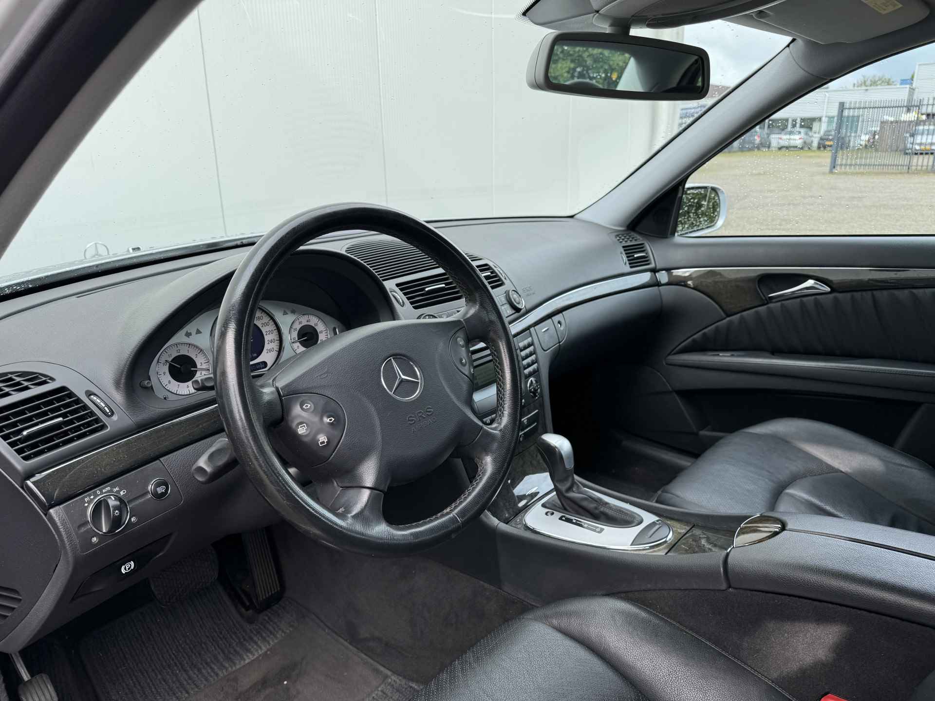Mercedes-Benz E-Klasse 240 Avantgarde V6 Automaat 143.000 km Leder Trekhaak Navi ECC Cruise control PTS Xenon - 11/17