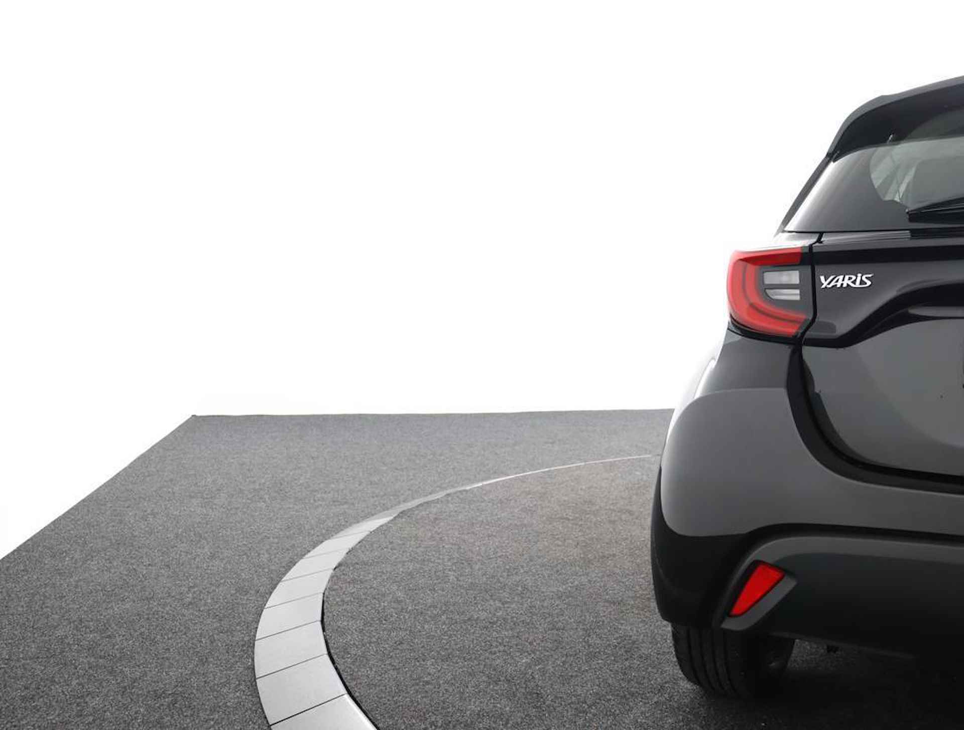 Toyota Yaris 1.5 VVT-i Dynamic | Apple carplay & Android auto | Airco | LED verlichting| - 38/51