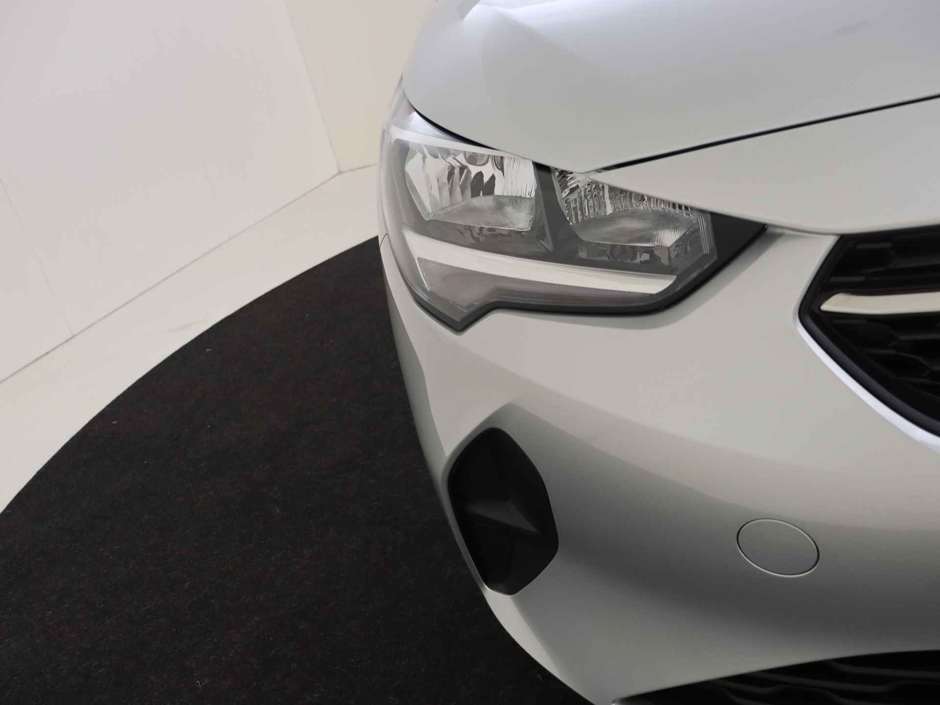 Opel CORSA-E Level 2 50 kWh € 8.159,- VOORDEEL! | Direct leverbaar! | Parkeersensoren Achter | Voorstoelen verwarmd | - 13/32