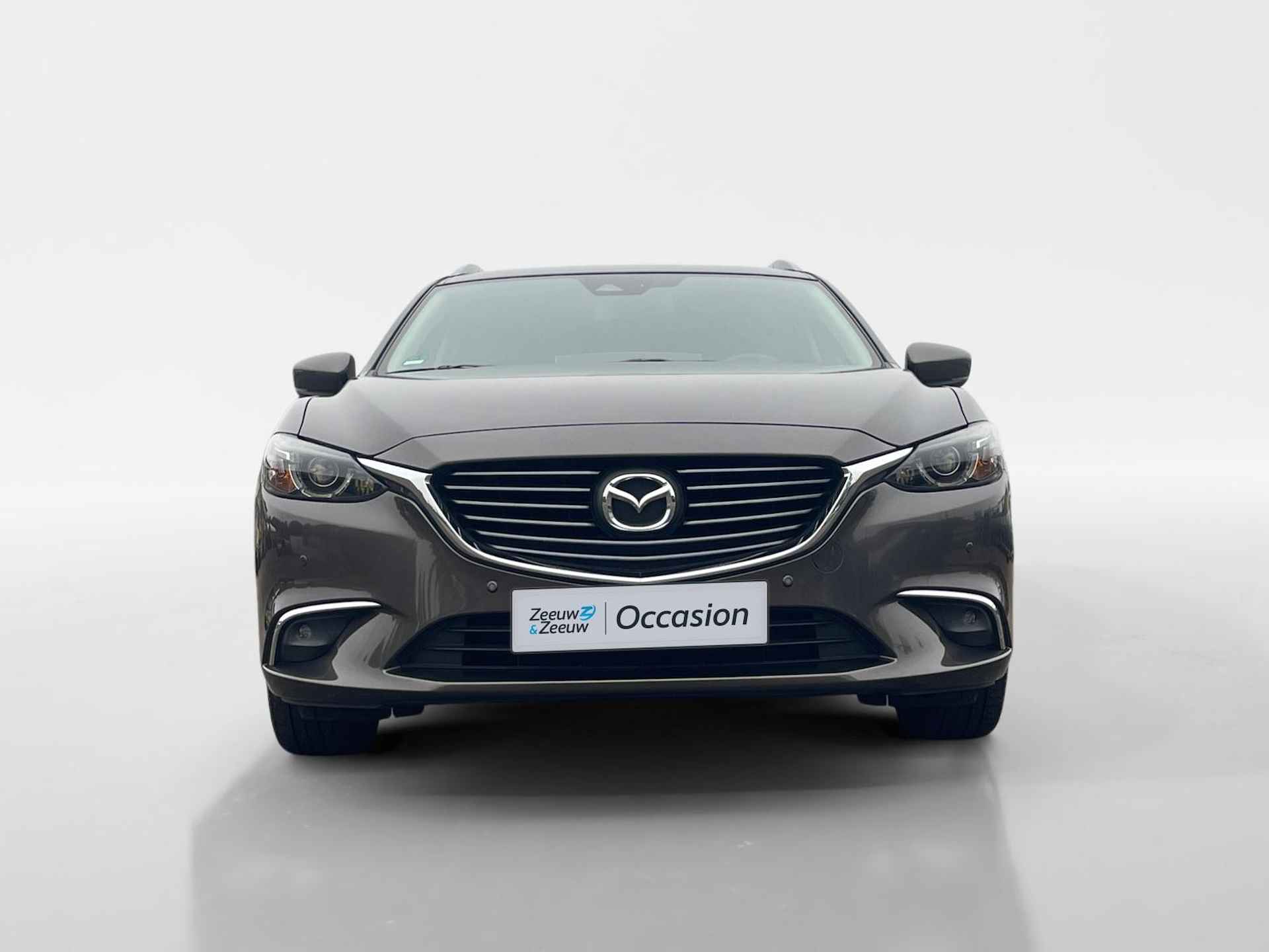 Mazda 6 Sportbreak 2.0 SkyActiv-G 165 Skylease GT Limited | Zeer nette auto | Navigatie | Premium audio installatie | Dodehoek detectie | Trekhaak | Parkeersensoren V+A | Achteruitrijcamera | Privacy glas | - 2/43