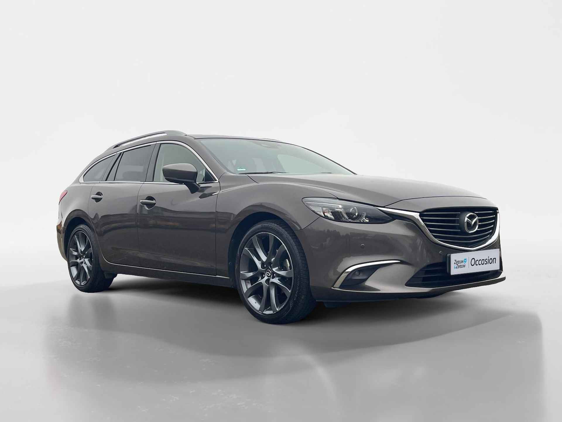 Mazda 6 Sportbreak 2.0 SkyActiv-G 165 Skylease GT Limited | Zeer nette auto | Navigatie | Premium audio installatie | Dodehoek detectie | Trekhaak | Parkeersensoren V+A | Achteruitrijcamera | Privacy glas | - 3/43