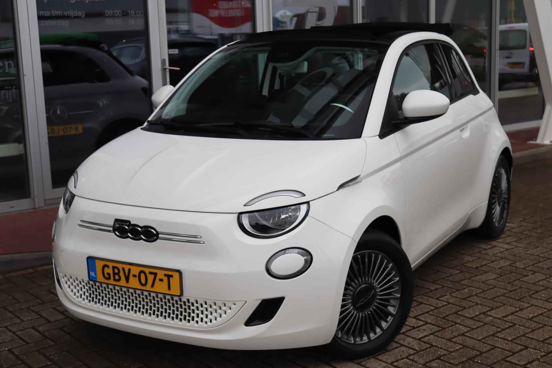 Fiat 500c ICON 42KWh 118PK CABRIO Navi | Cruise | 100% Electrisch | Keyless | Clima | Dab | Pdc | Led | 16 Inch Lm | - 50/55