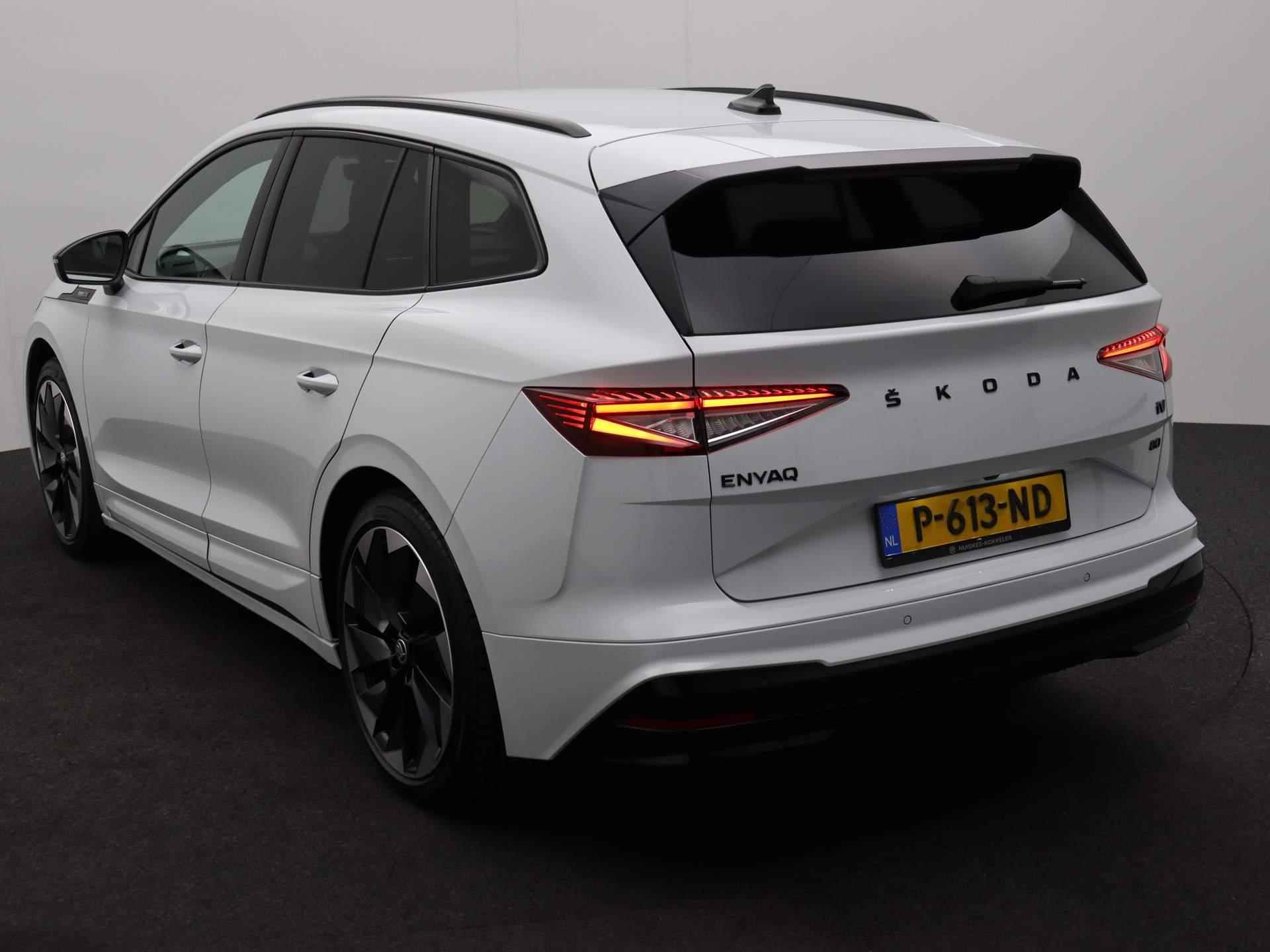 Škoda Enyaq iV 80 Sportline 204pk Automaat Achteruitrijcamera, Navigatie, Adaptive cruise control, LED matrix koplampen, Stuurwiel verwarmd, Airco, DAB, Parkeersensoren, Stoelverwarming - 48/59