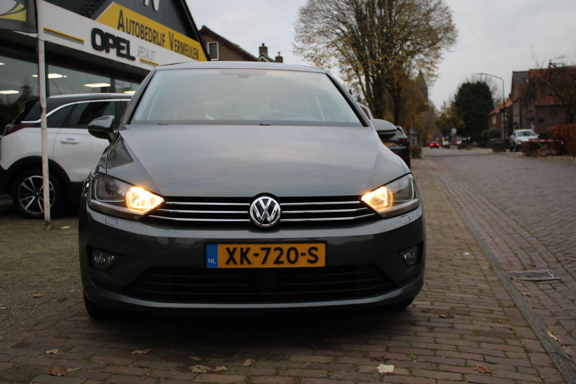 Volkswagen Golf Sportsvan 1.4 TSI 125PK DSG Business Edition Sound + 16"/ Navi/ Clima/ Trekhaak/ Stoelverwarming - 5/41