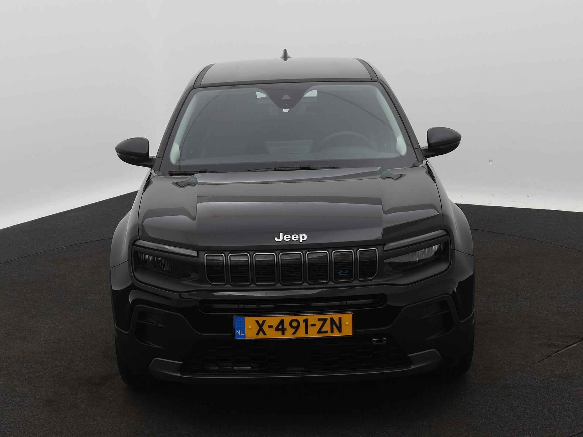 Jeep Avenger Longitude 54 kWh | Apple carplay| Navigatie | Parkeer sensoren | Lichtmetalen velgen | Cruise control | 2.000 euro subsidie !! - 3/15