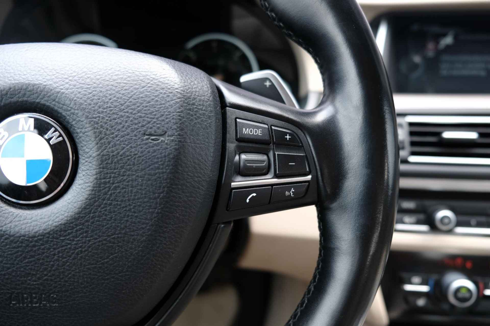 BMW 5-serie 530d High Executive | Sportstuur |  stoelverwarming | navigatie | cruise control | parkeersensor voor en achter - 22/36