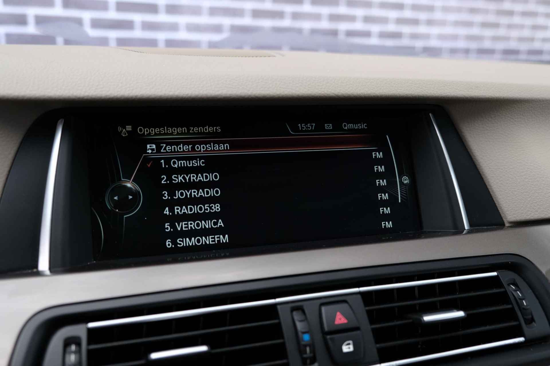 BMW 5-serie 530d High Executive | Sportstuur |  stoelverwarming | navigatie | cruise control | parkeersensor voor en achter - 30/36