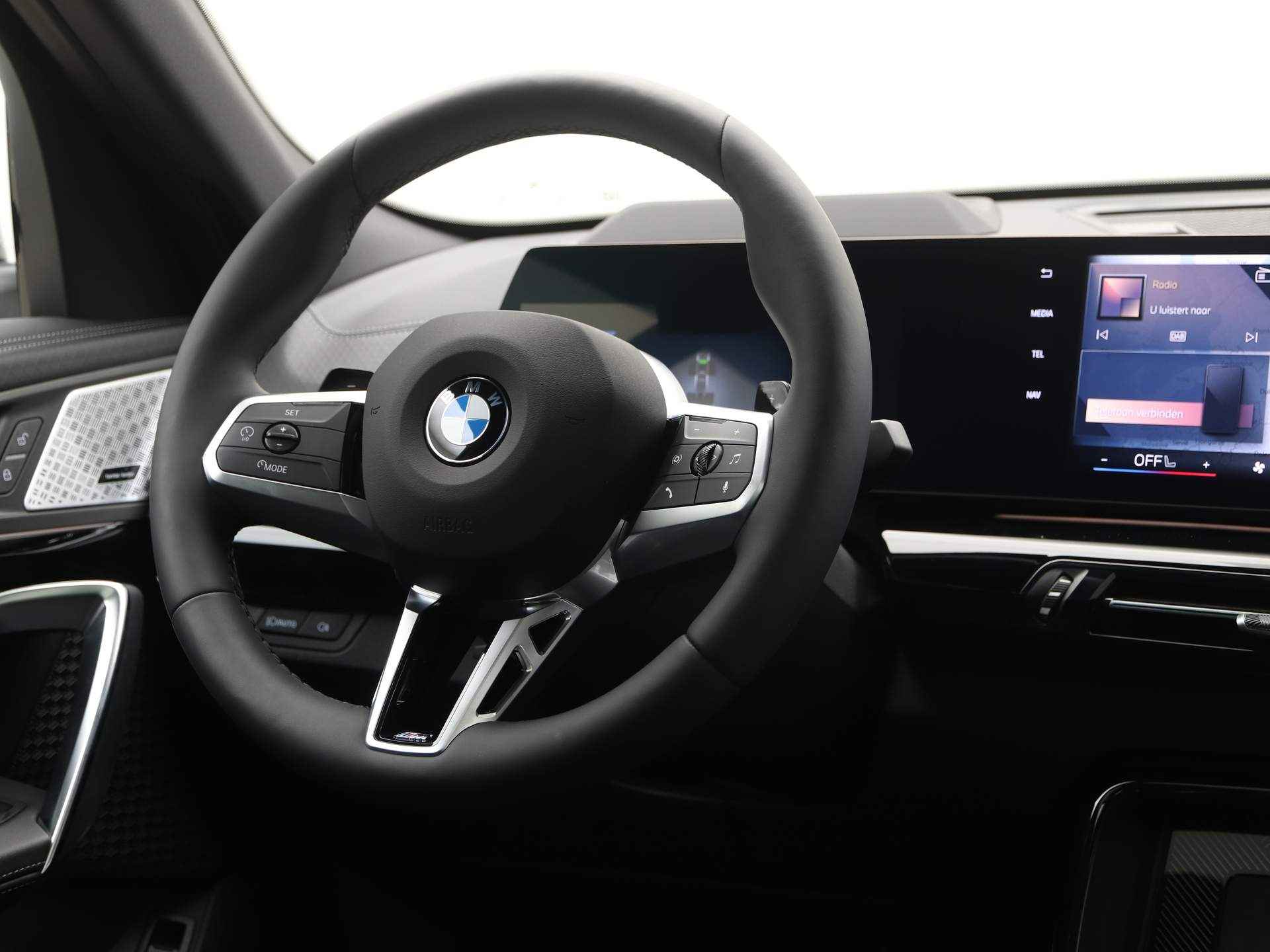 BMW X2 sDrive20i Launch Edition - 3/27