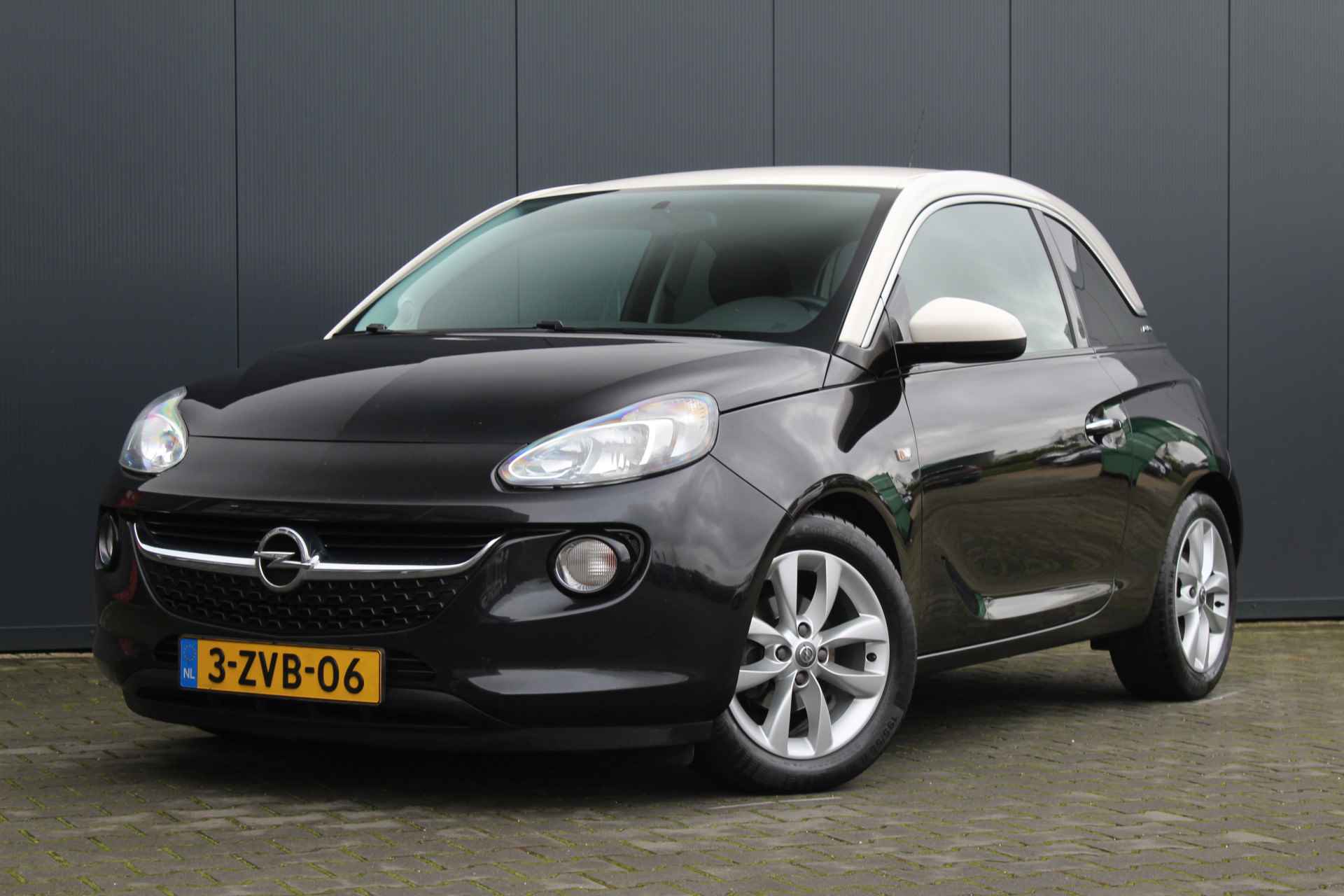 Opel ADAM 1.0 Turbo Jam | incl. 12 maanden garantie | Cruise control | Lichtmetalen velgen | Airco | Isofix | Complete onderhoudshistorie | Start & stop | Multifunctioneel stuurwiel | Origineel NL auto | - 4/37