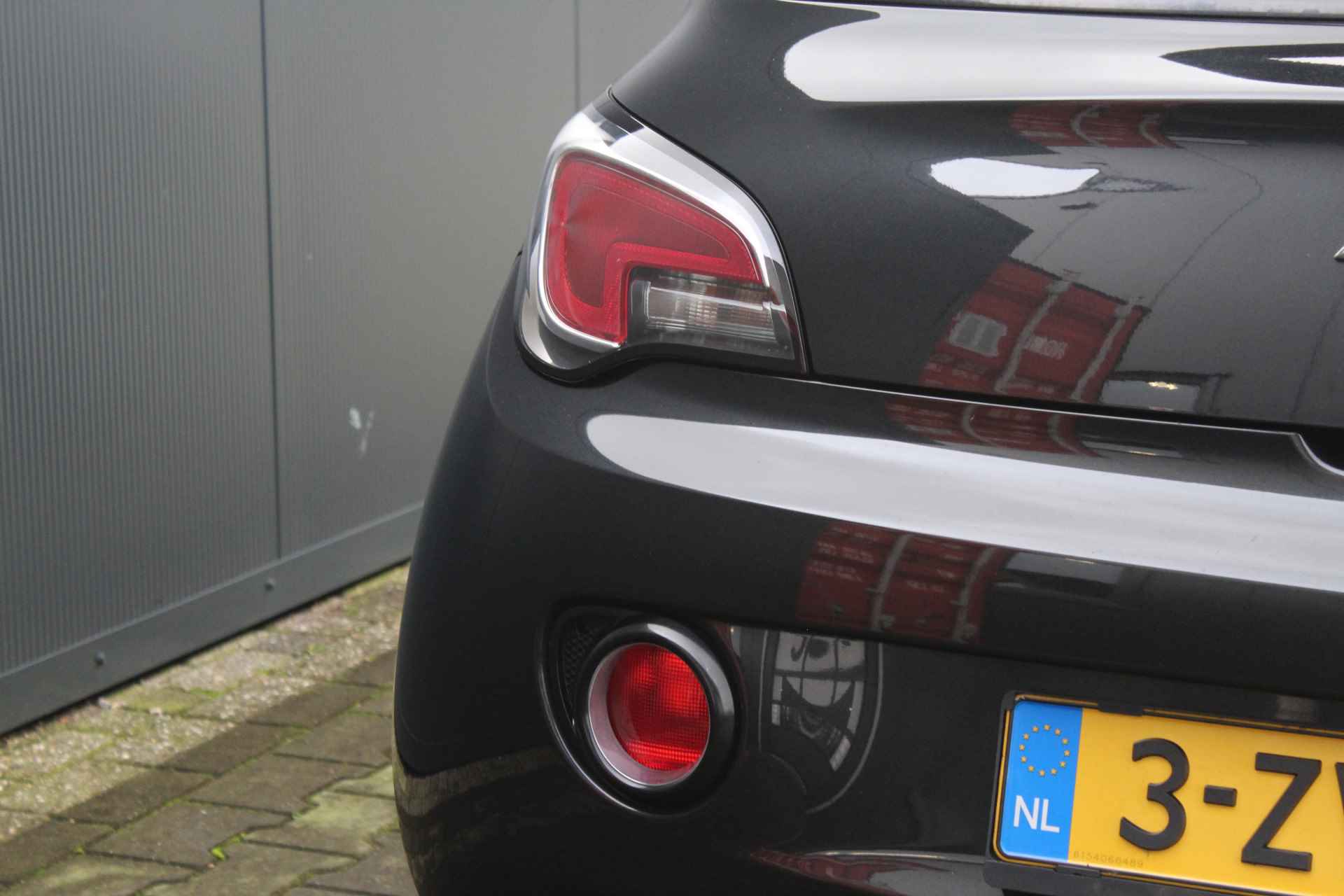 Opel ADAM 1.0 Turbo Jam | incl. 12 maanden garantie | Cruise control | Lichtmetalen velgen | Airco | Isofix | Complete onderhoudshistorie | Start & stop | Multifunctioneel stuurwiel | Origineel NL auto | - 31/37