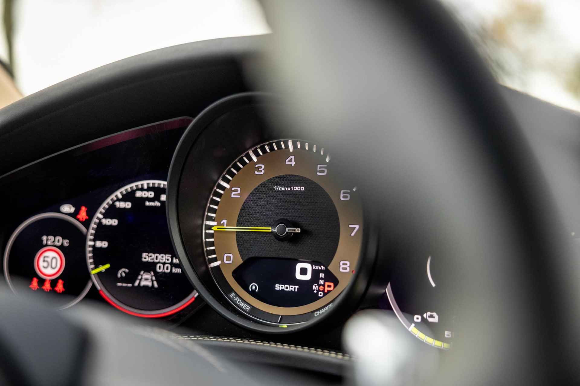 Porsche Panamera Sport Turismo 2.9 4 E-Hybrid | NL Auto | Comfort Stoelen + Geheugen | Panodak | Surround View | Adapt.Cruise | Soft Close | Bose | Sport-Chrono | - 34/62