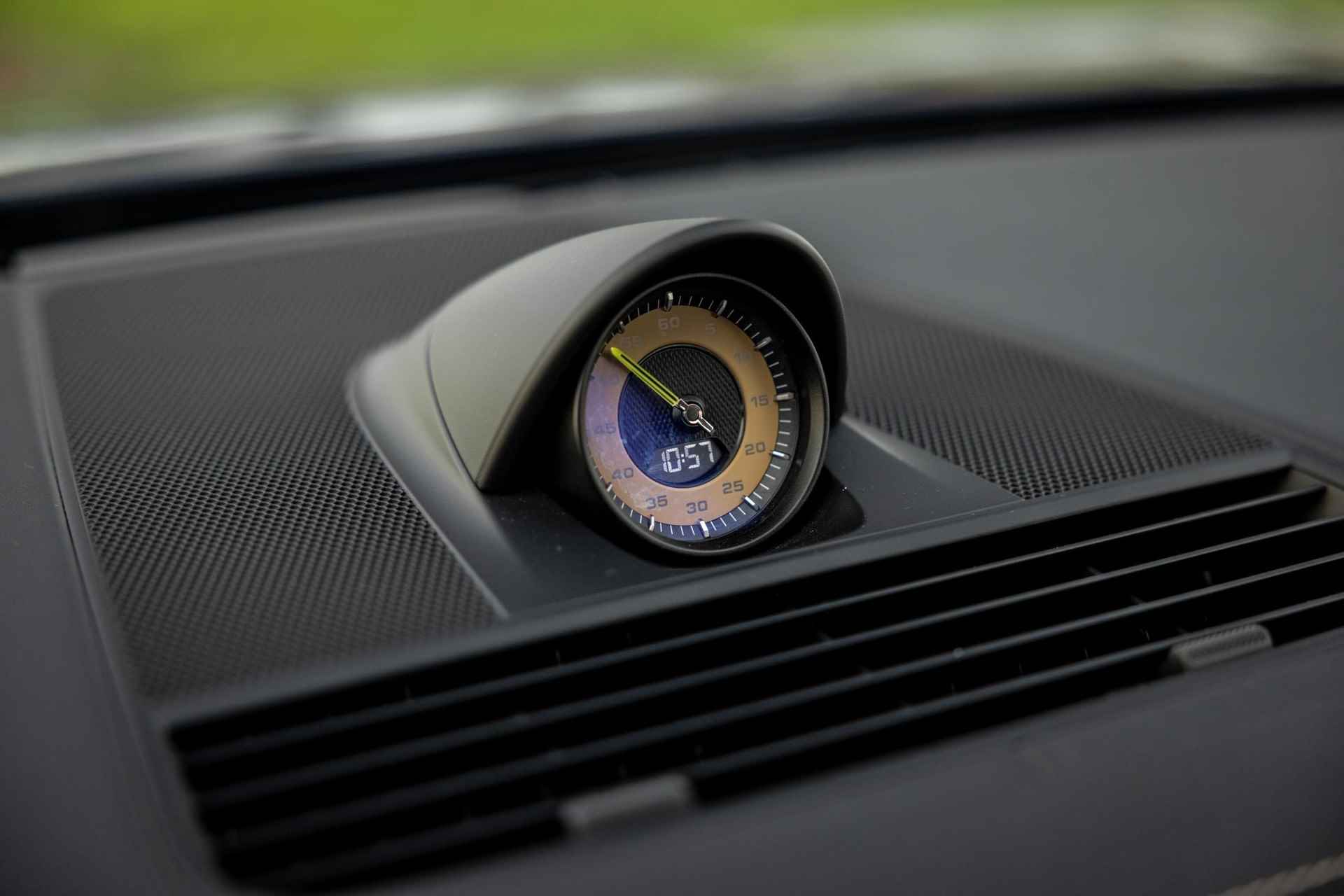 Porsche Panamera Sport Turismo 2.9 4 E-Hybrid | NL Auto | Comfort Stoelen + Geheugen | Panodak | Surround View | Adapt.Cruise | Soft Close | Bose | Sport-Chrono | - 39/62
