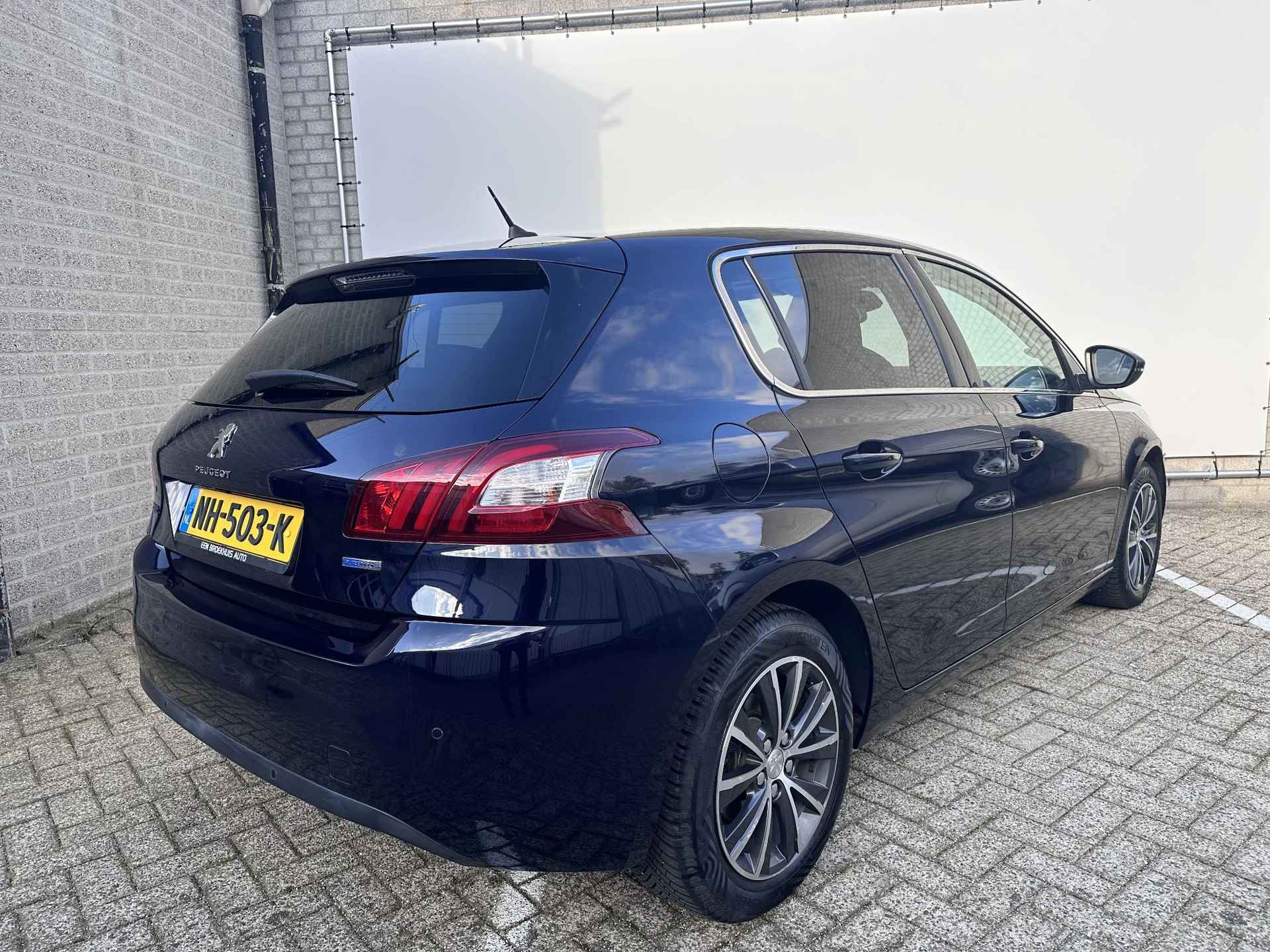 Peugeot 308 1.2 PureTech Allure  | Navigatie | Camera | KeyLess Entry | Climate Control - 10/31